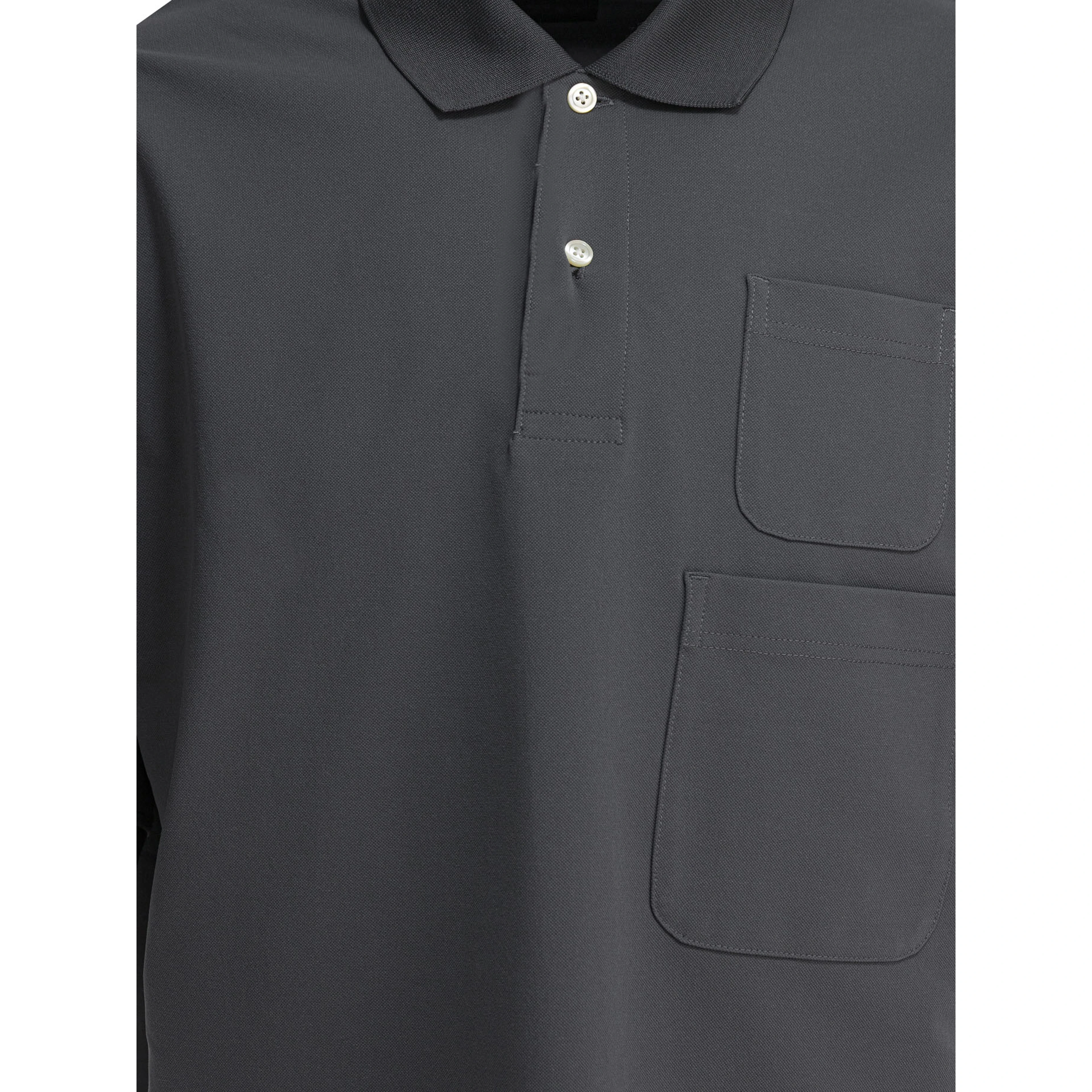Polo shirt with two pockets