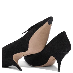 Heeled shoes