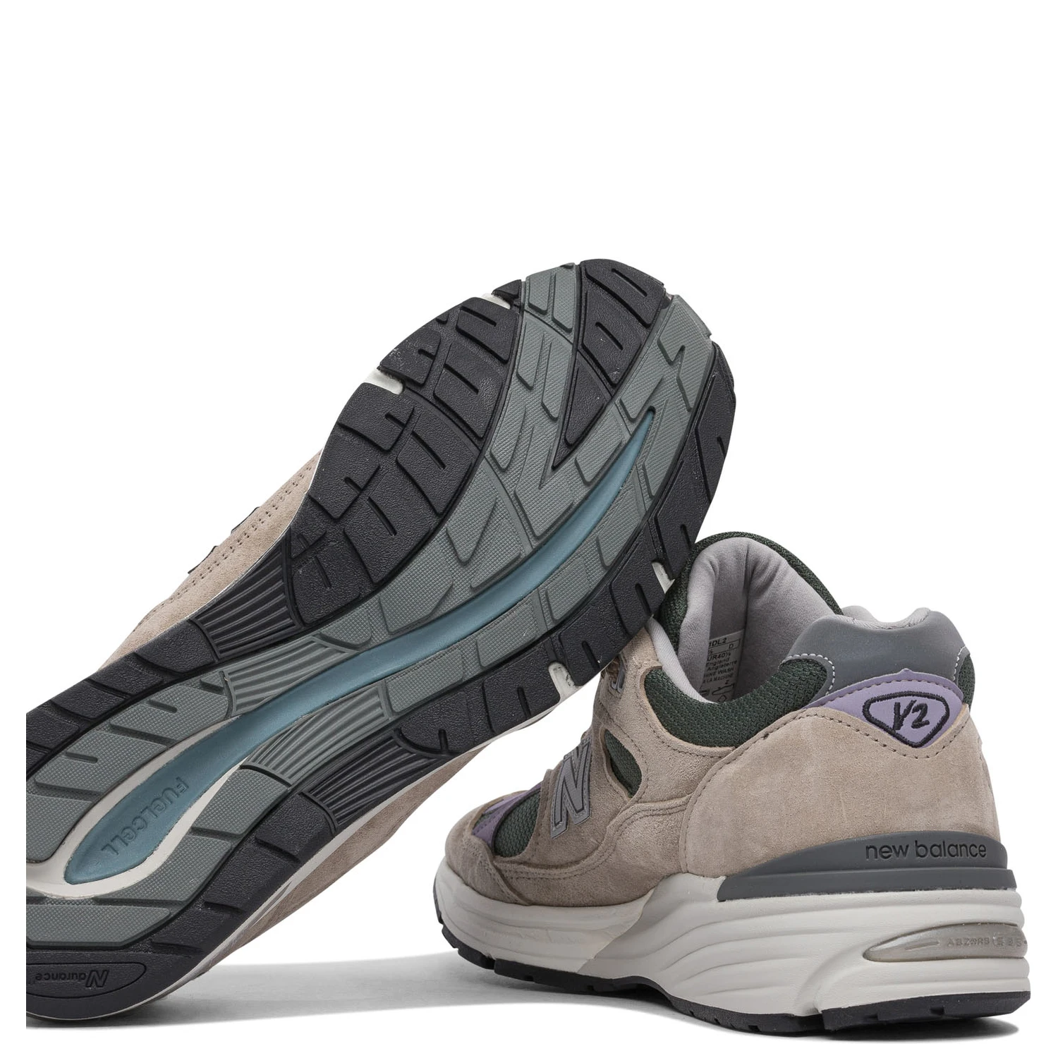 "Made in UK 991V2" sneakers