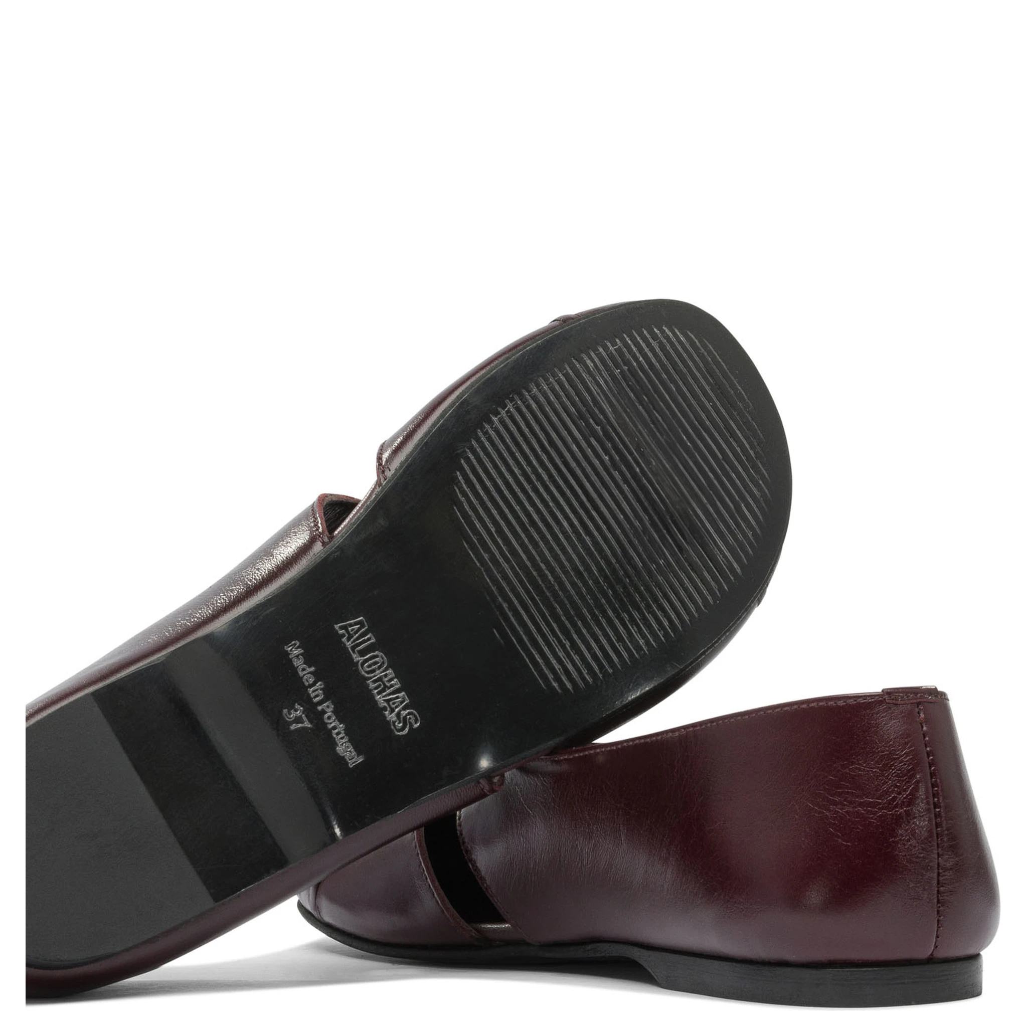 "Ravena Rift" ballets flat