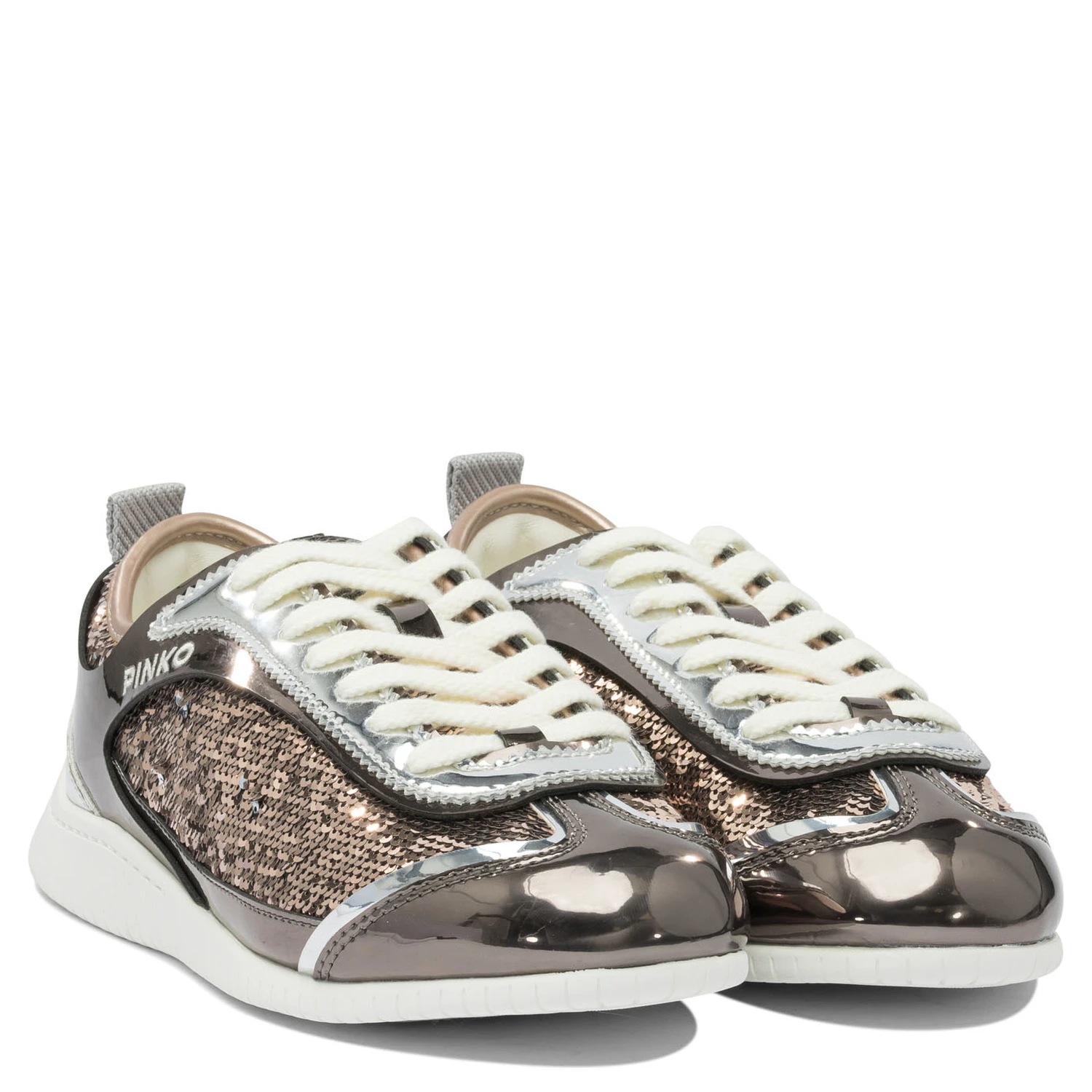 Sneakers & Slip-On