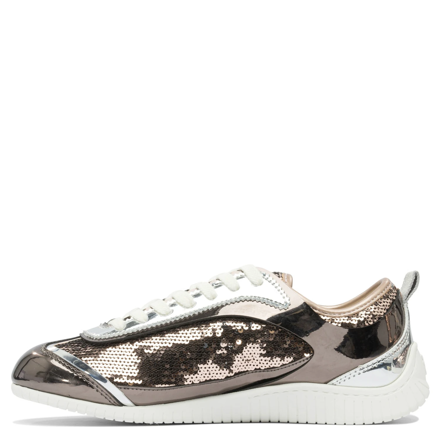 Sneakers & Slip-On