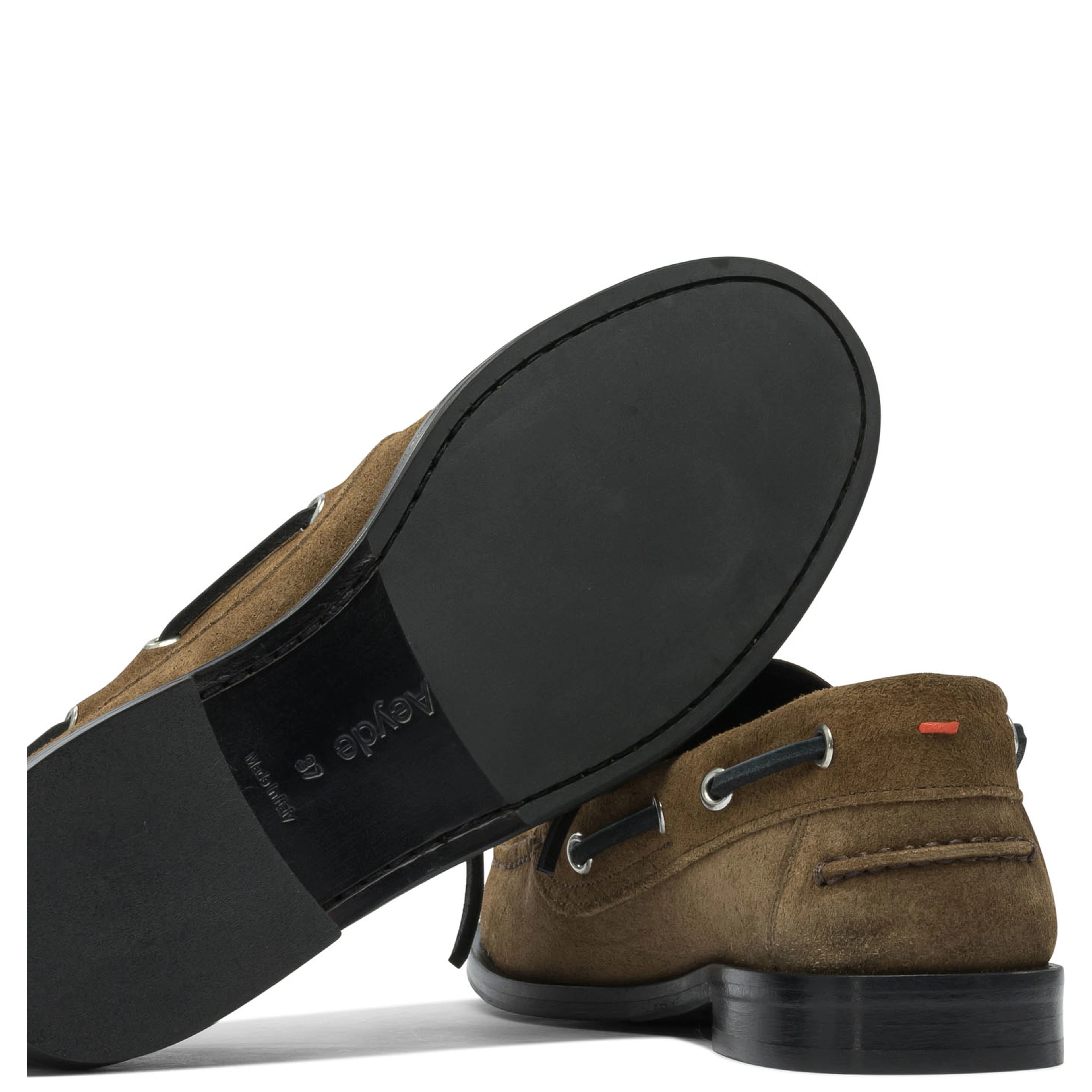 حذاء "هاريس" بدون رباط