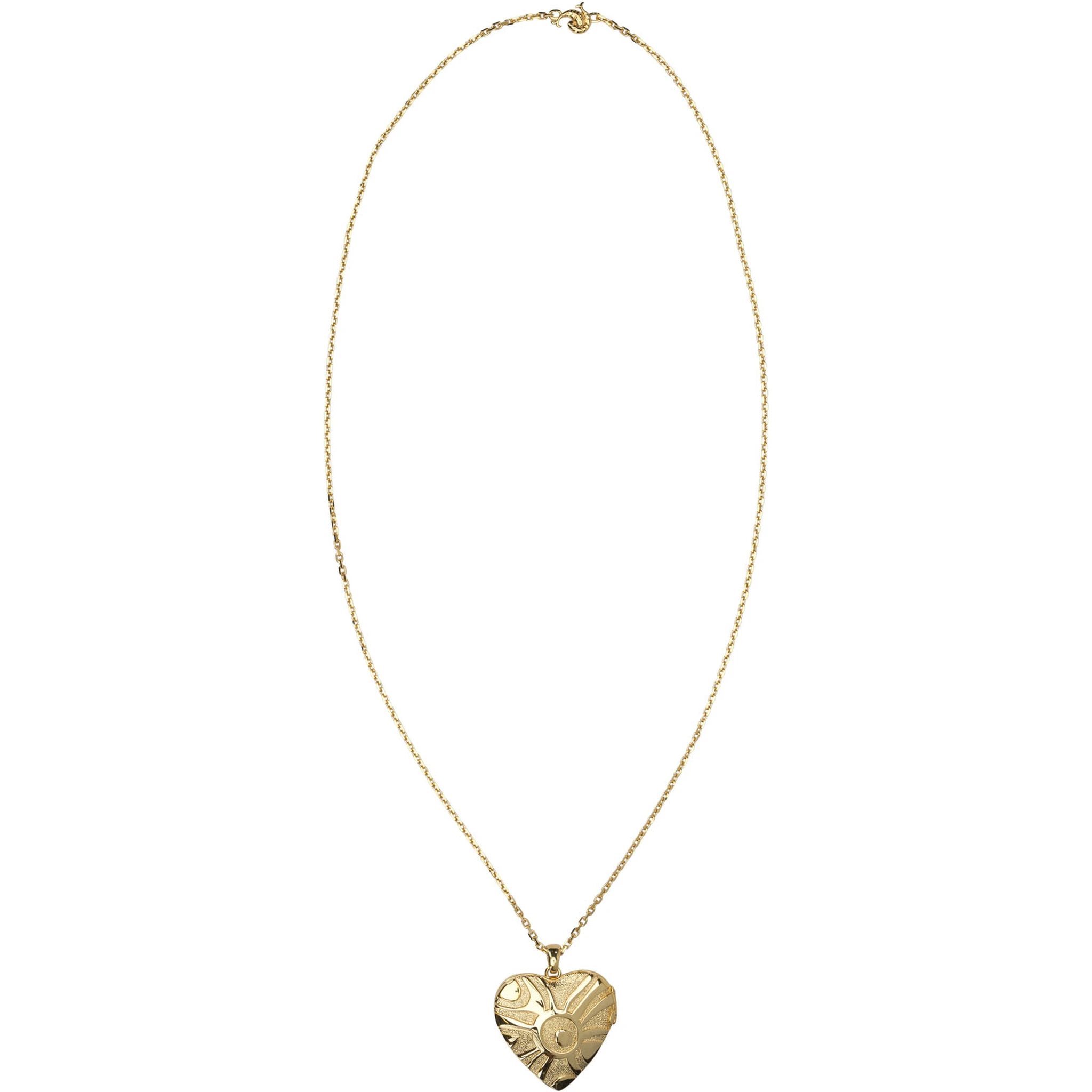 Heart pendant necklace