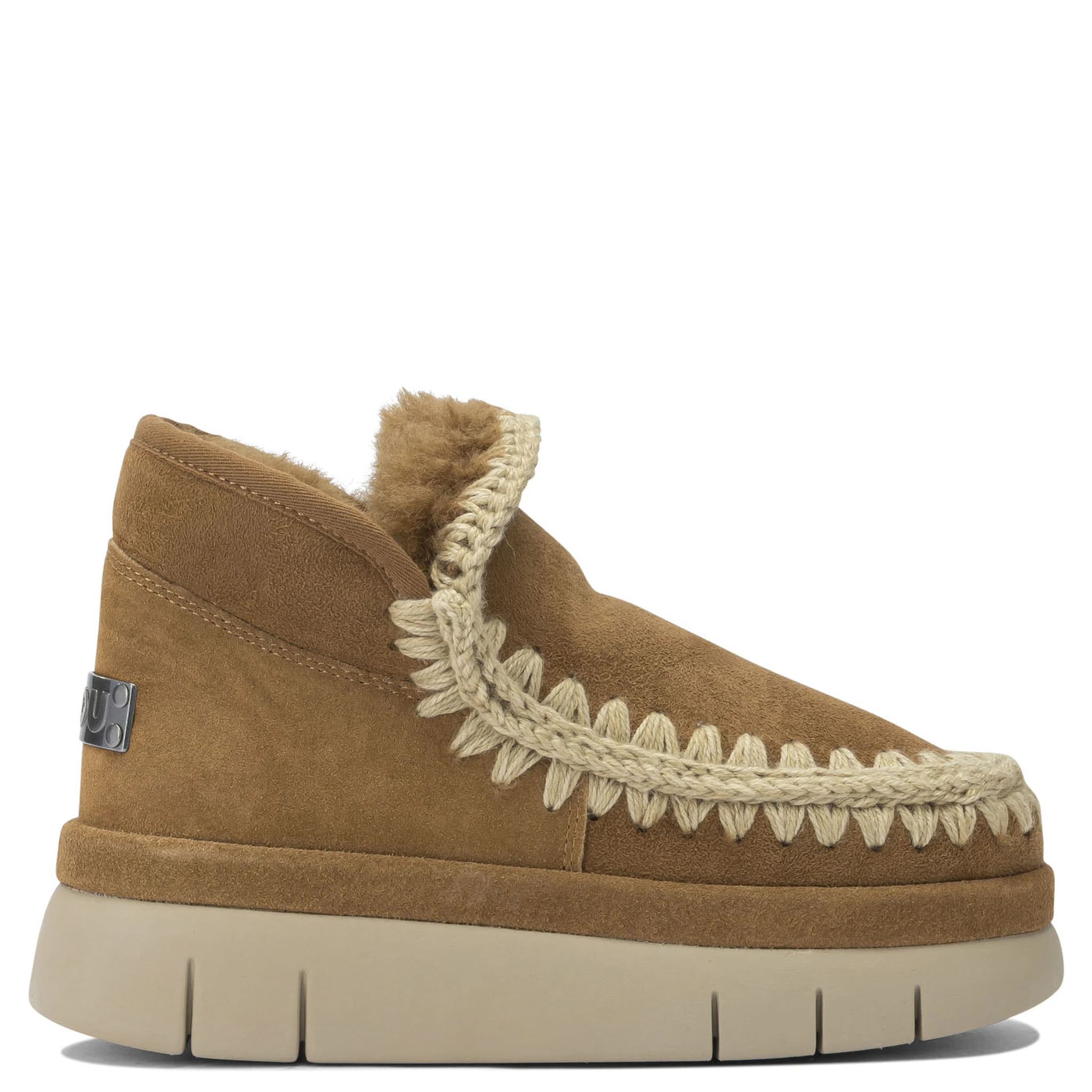 أحذية الكاحل