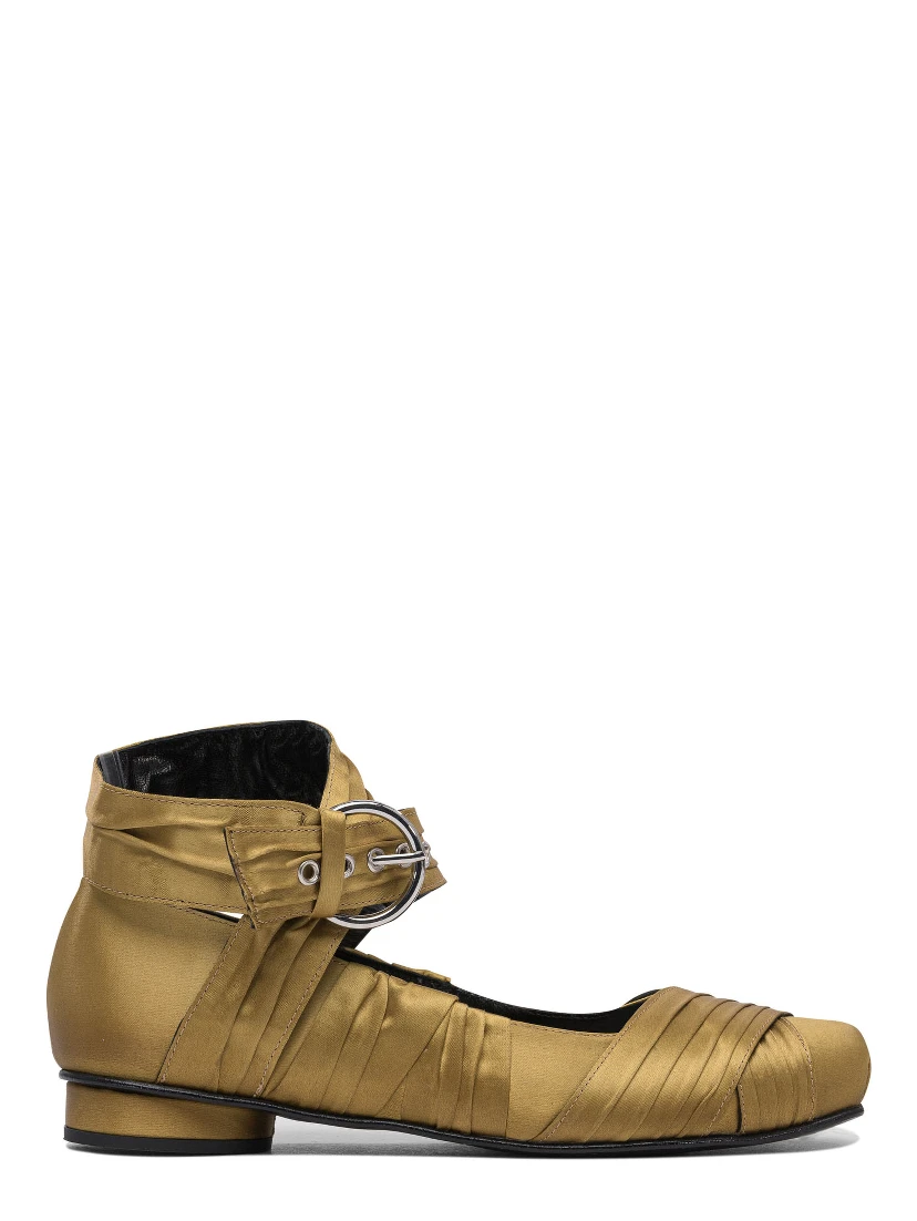 "Volant" ballets shoes