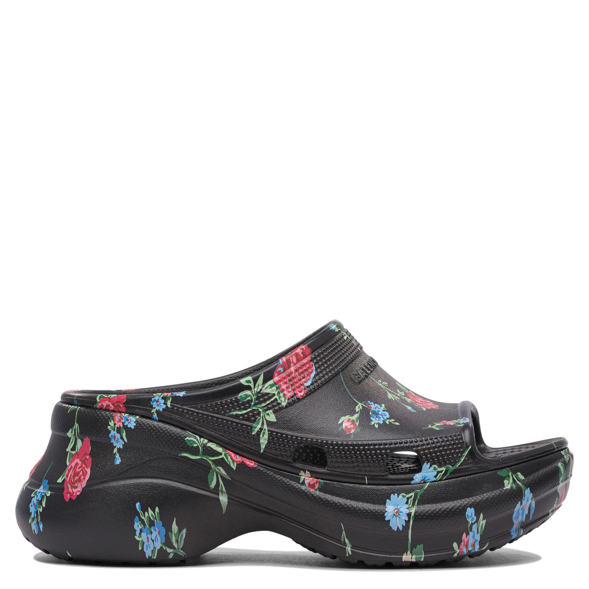 Slide "Pool Crocs™"
