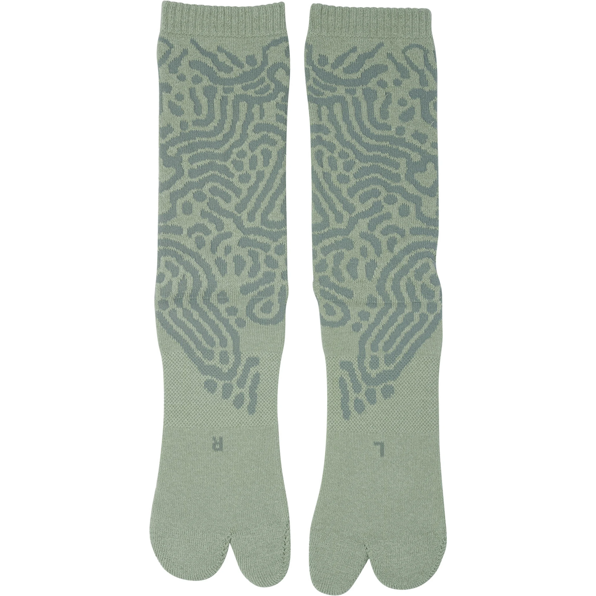 "Goldwin 0" socks