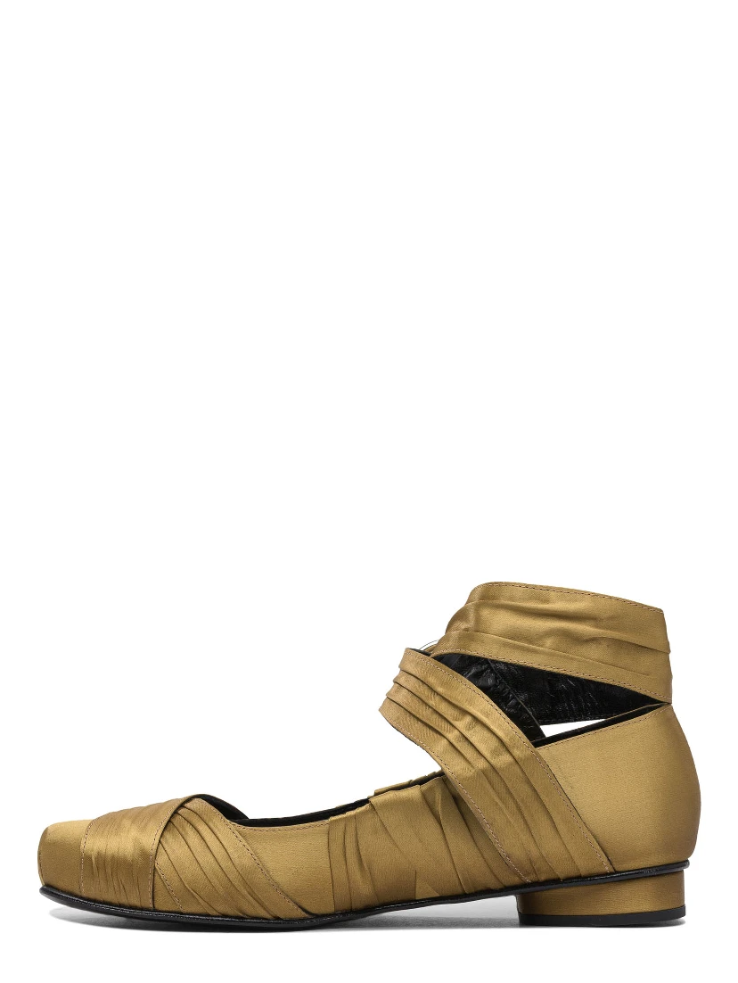 "Volant" ballets shoes