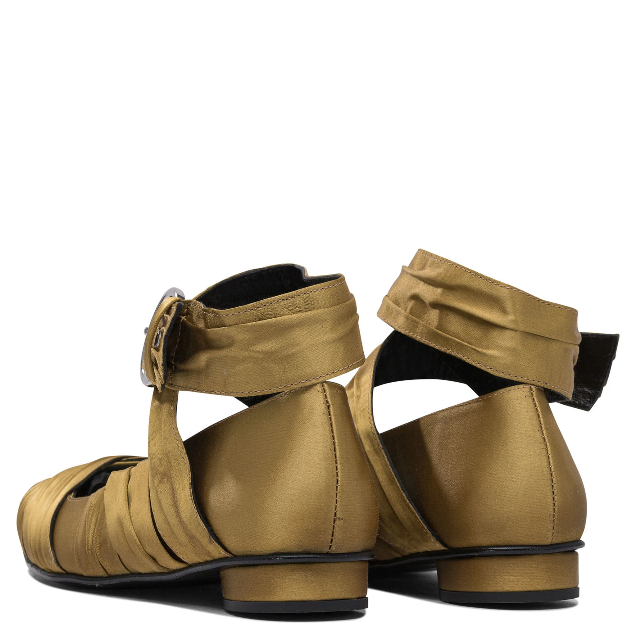 "Volant" ballets shoes