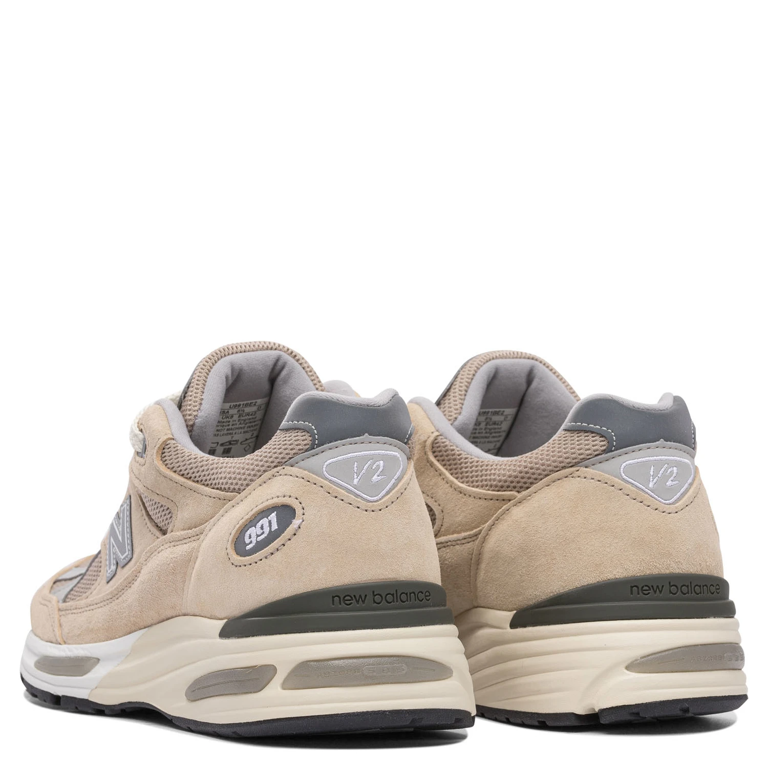 "Elevated Essentials Made in UK991V2" Sneakers
