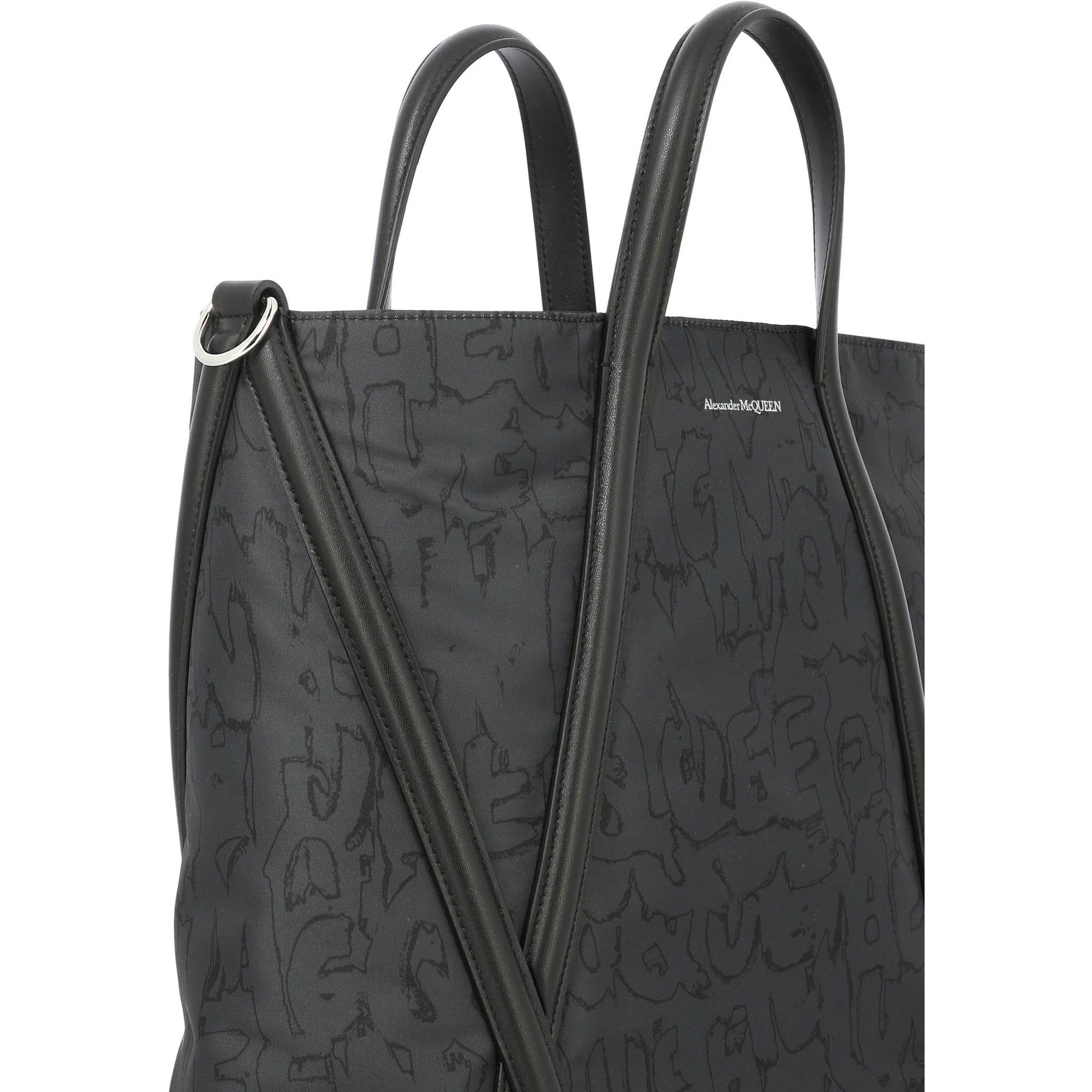 حقائب الكتف