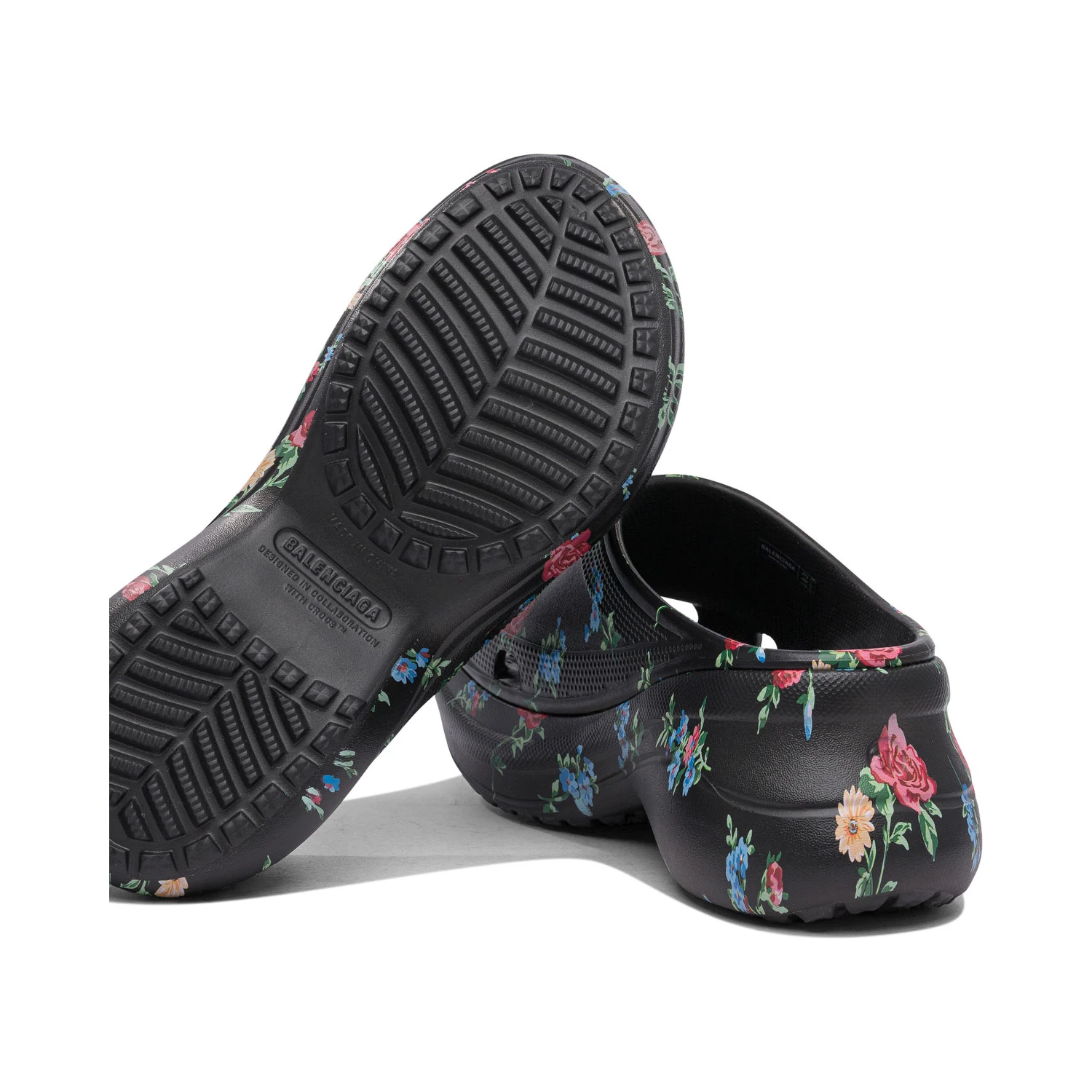 Slide "Pool Crocs™"