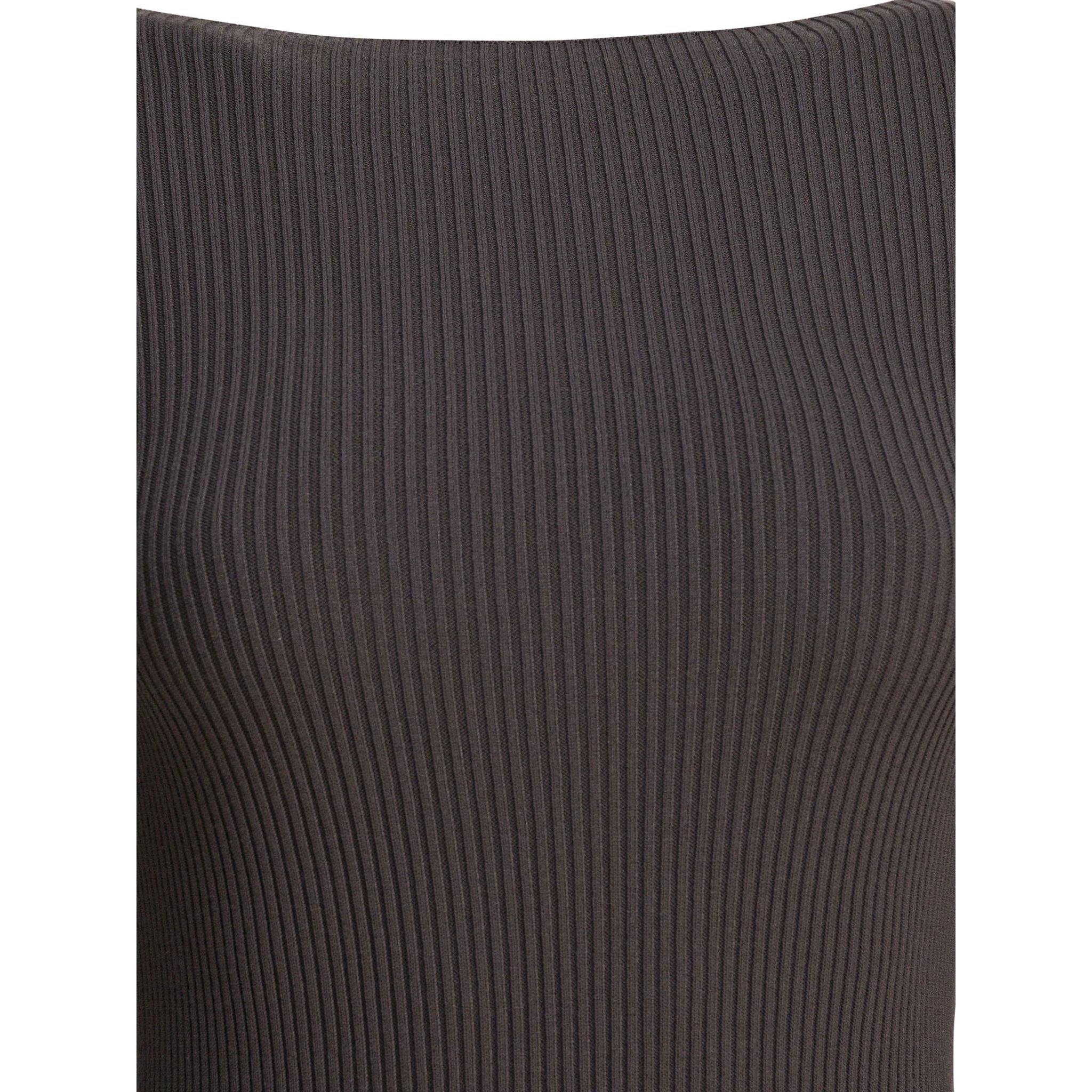 Sheath dress with long sleeves