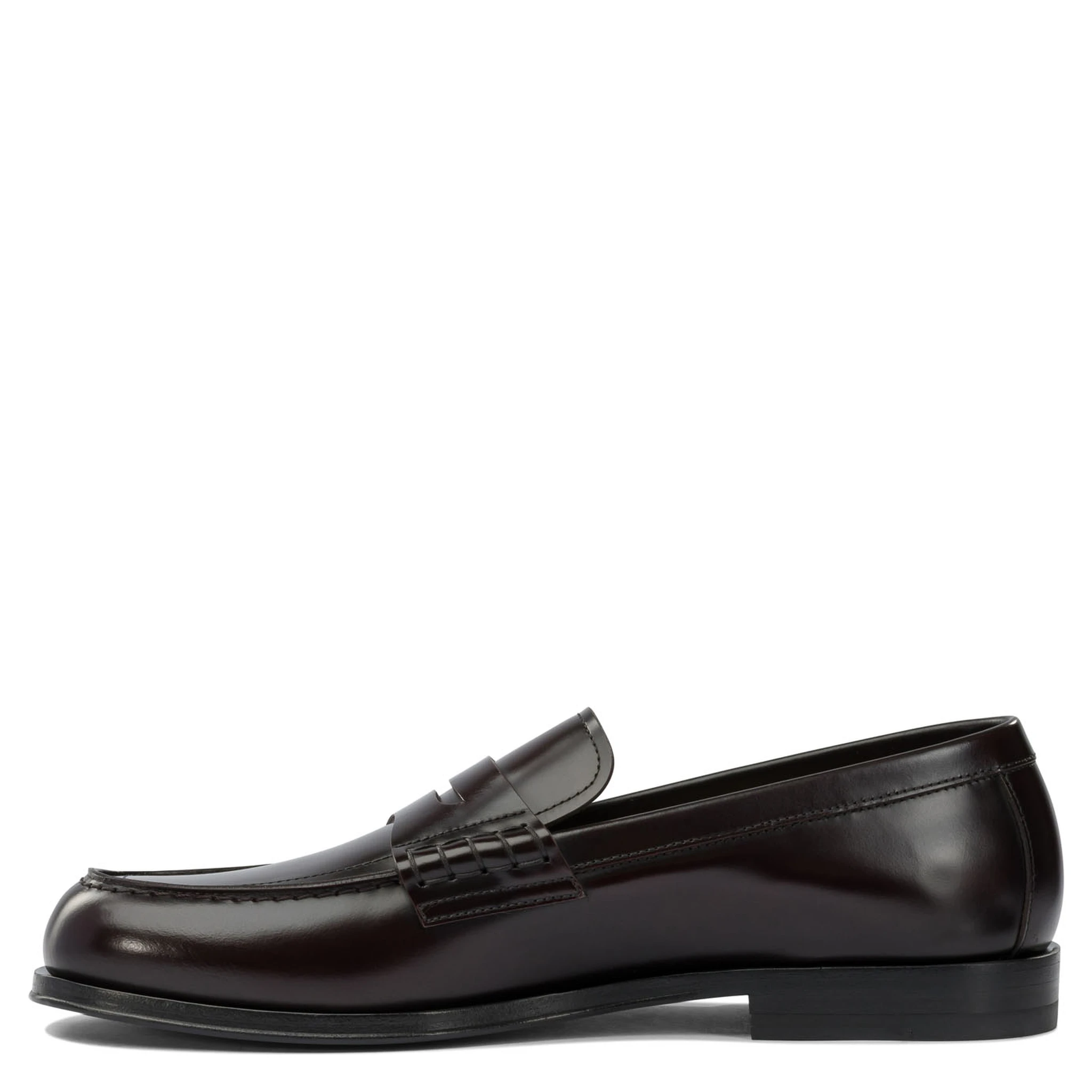 Glossy leather loafers