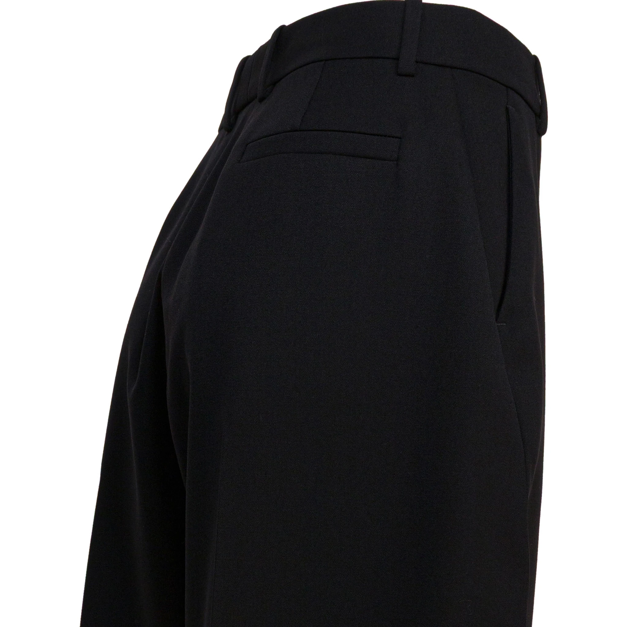 بنطال "الشرنقة"