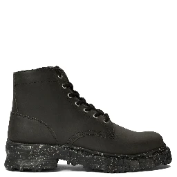 Vintage-like combat boots