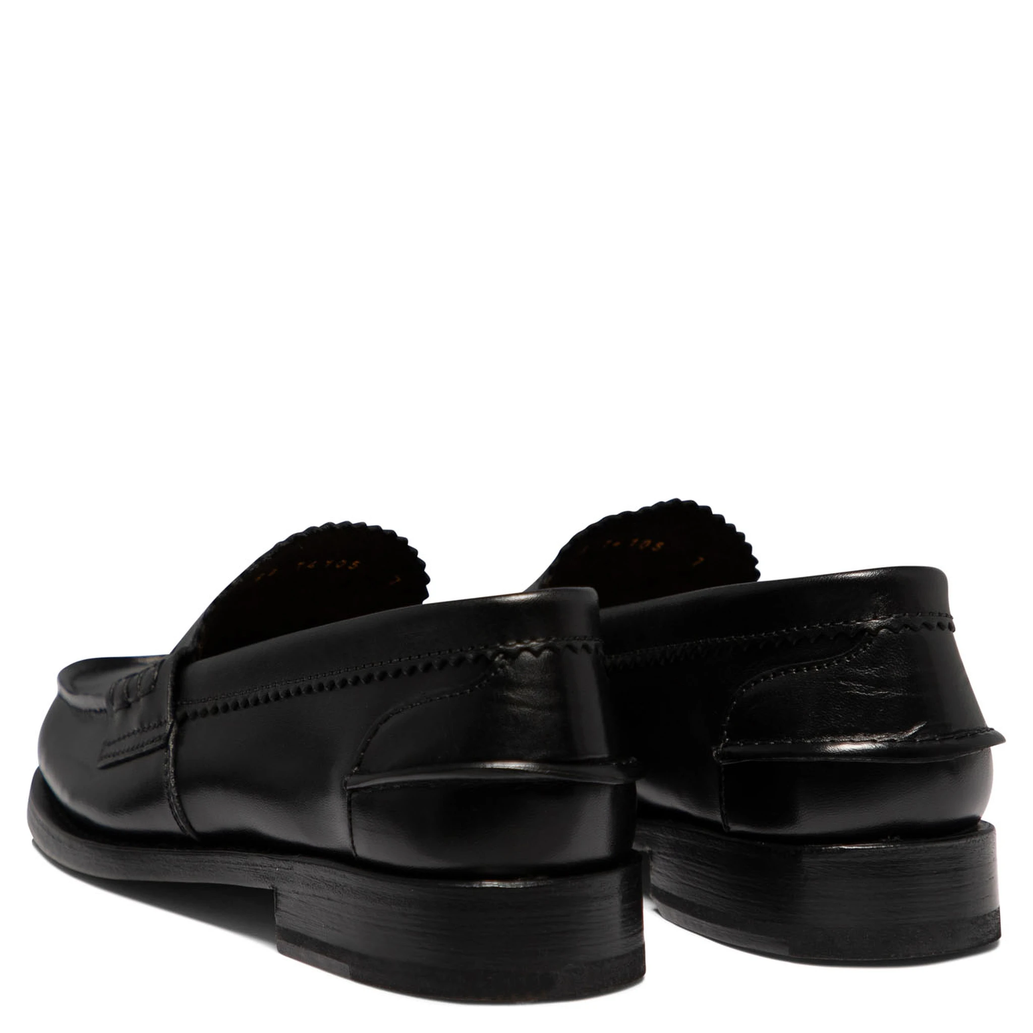 حذاء "آران" بدون كعب