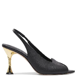 Heeled shoes