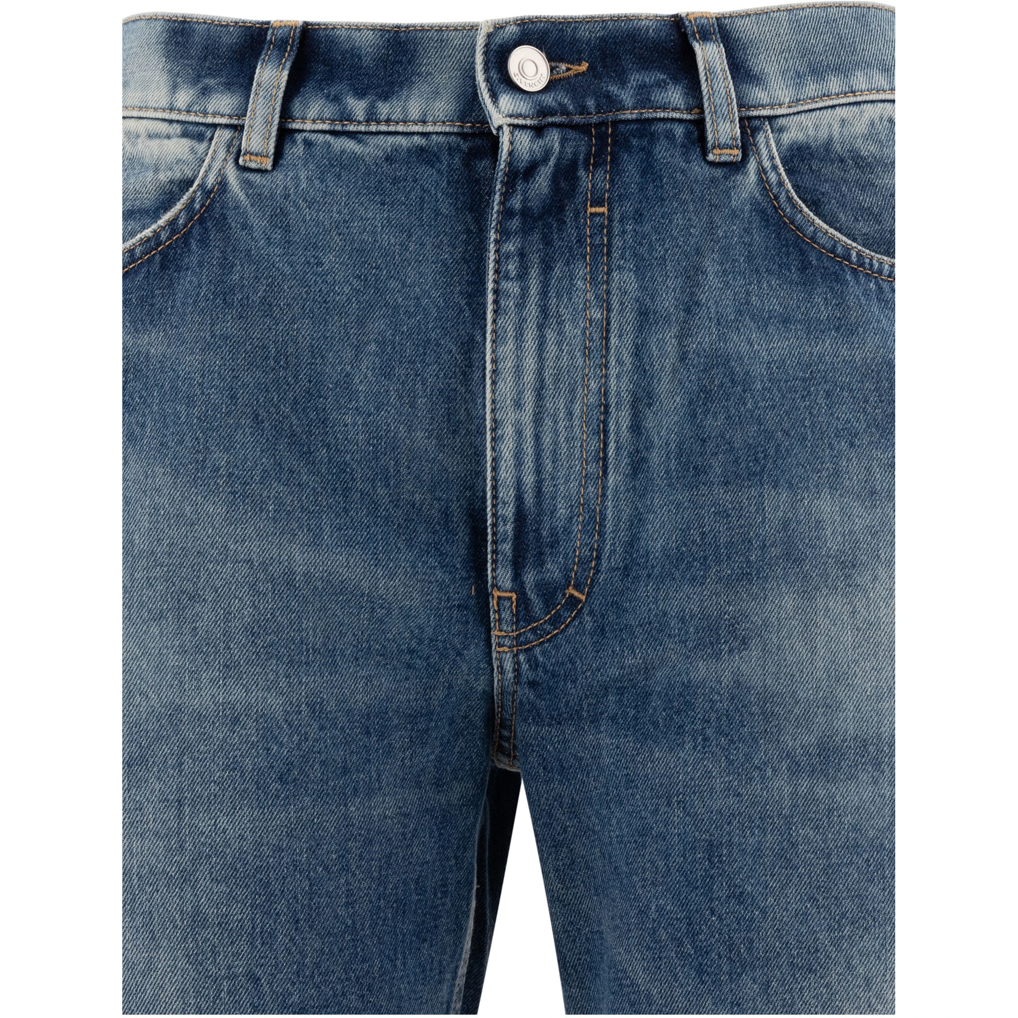 بنطلون جينز بقصة مستقيمة