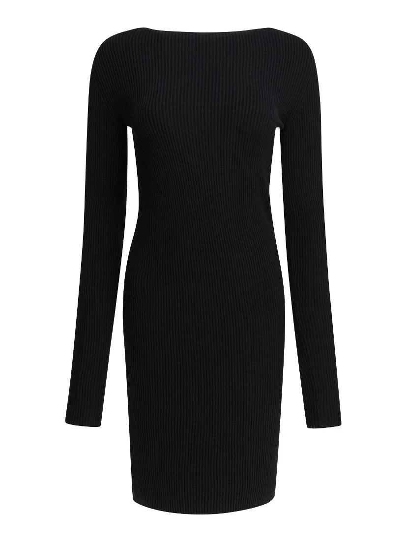 Sheath dress with long sleeves