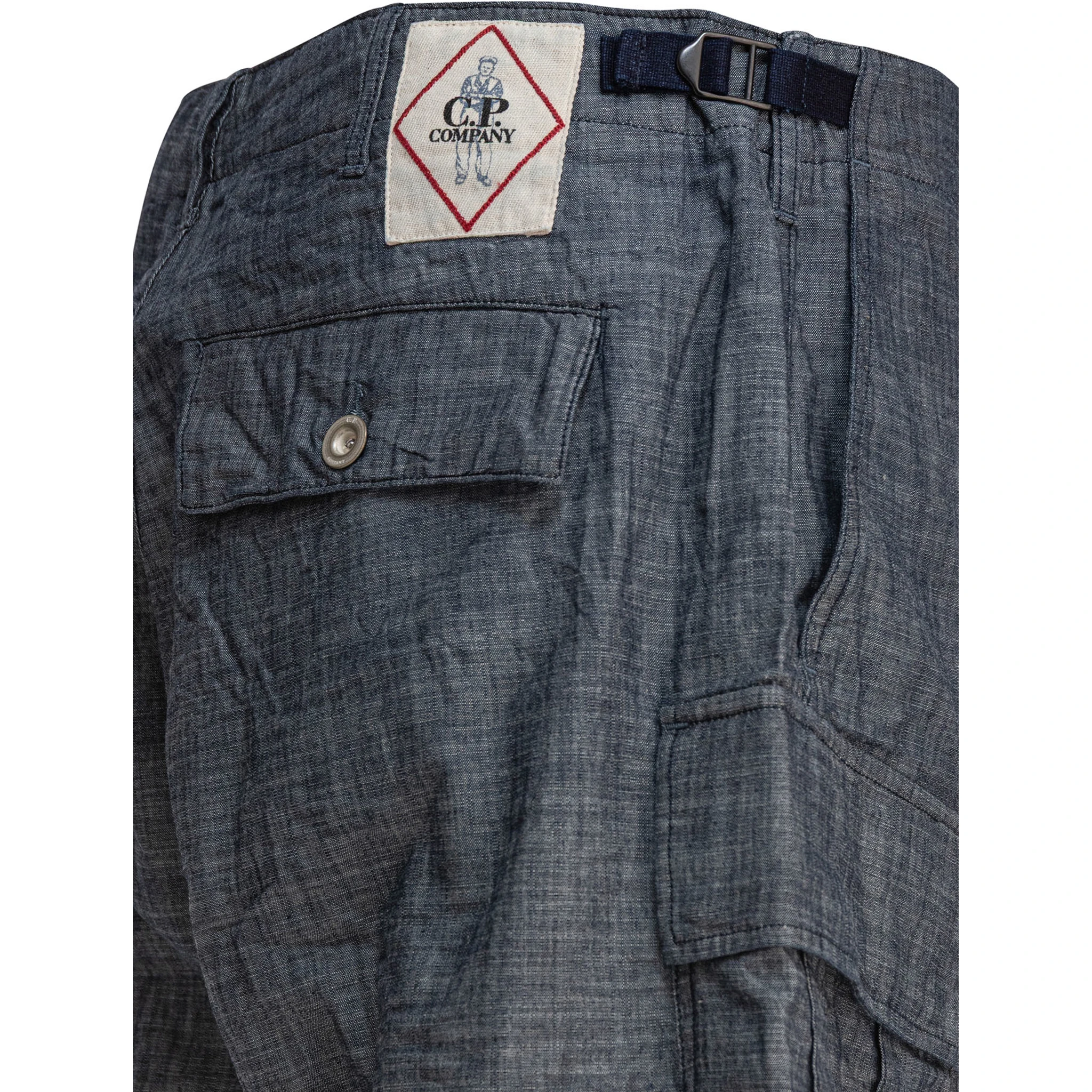 Cargo shorts in chambray