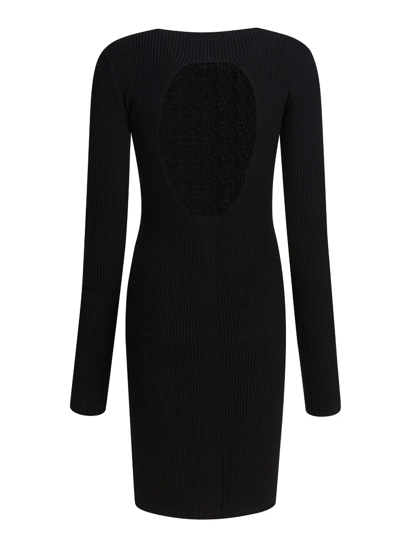 Sheath dress with long sleeves