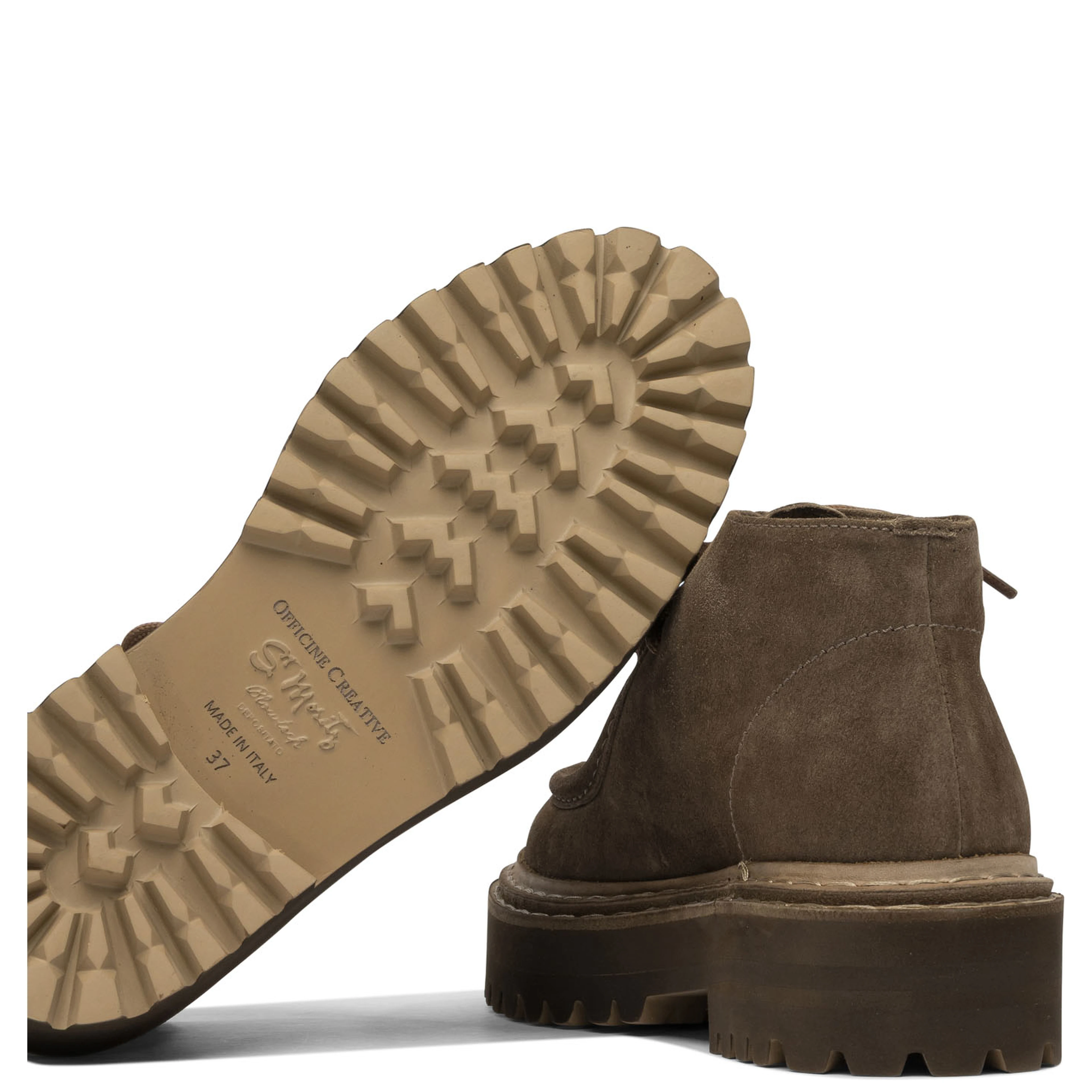 "Blossom 002 Chukka" Ankle boots