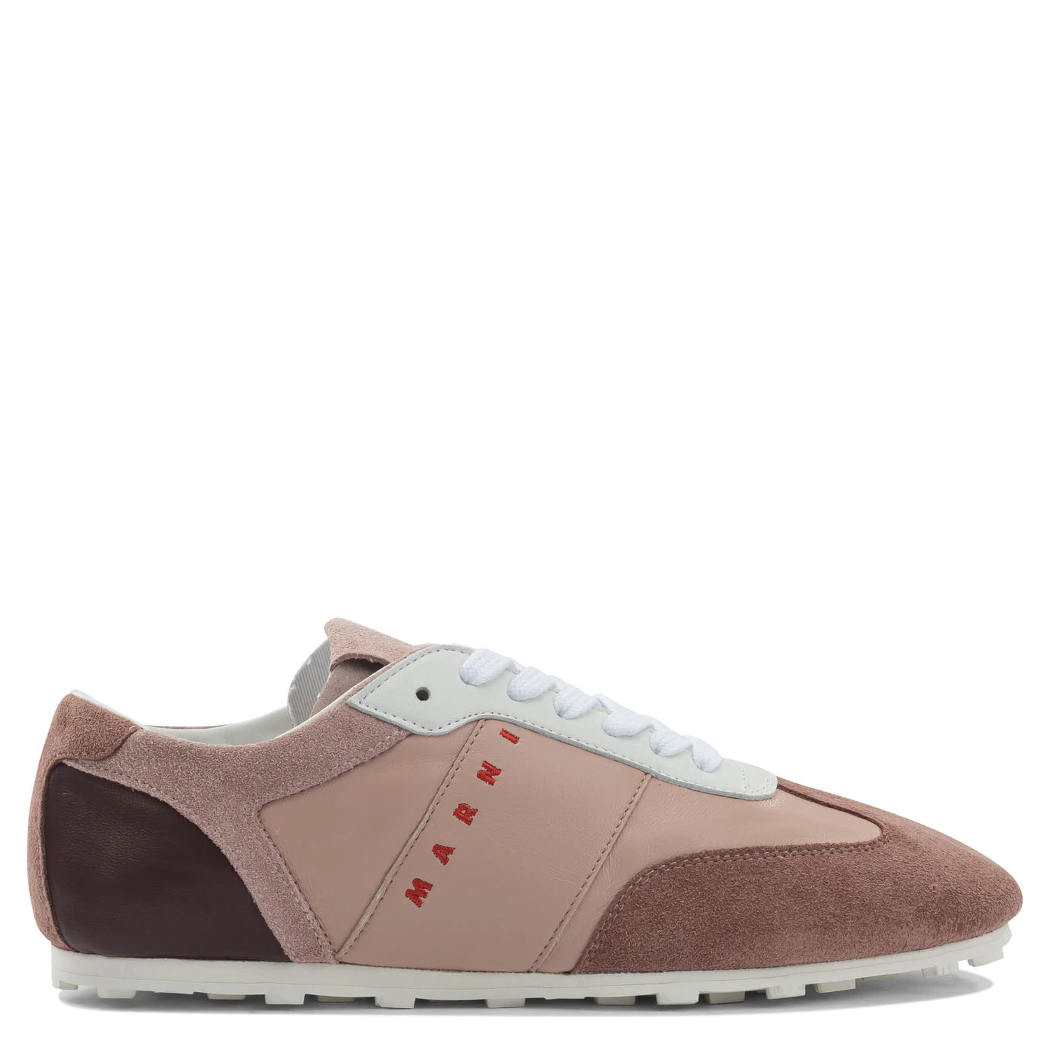 Leather sneaker with logo