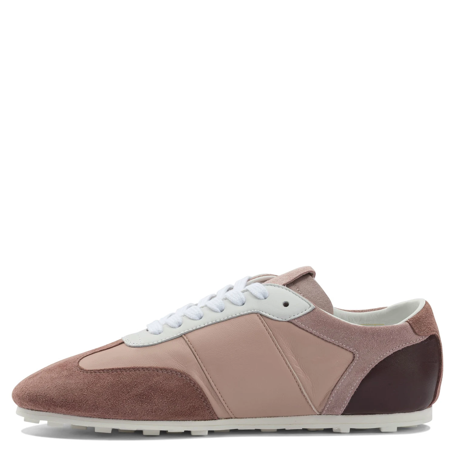 Leather sneaker with logo