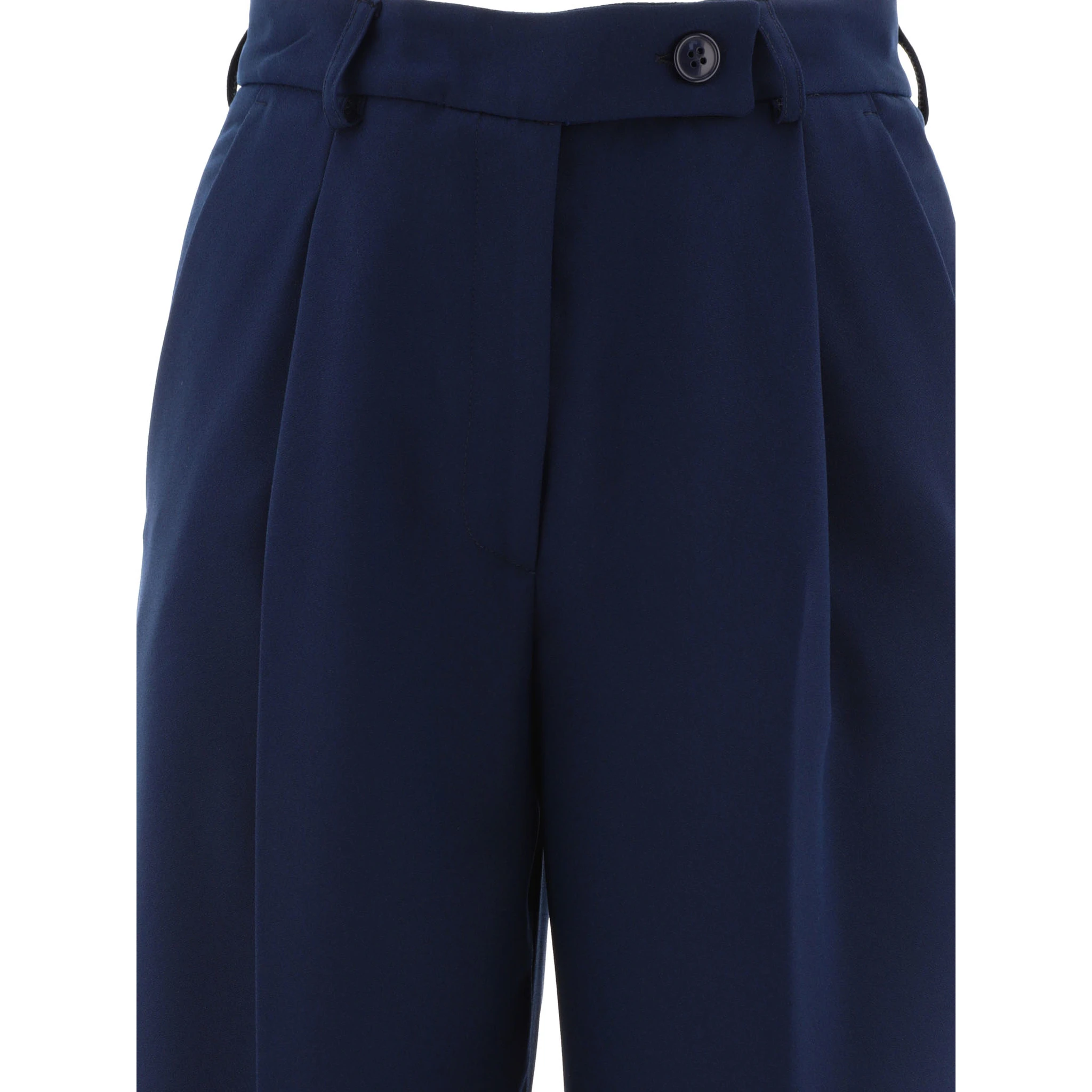 Tailored trousers with pressed crease