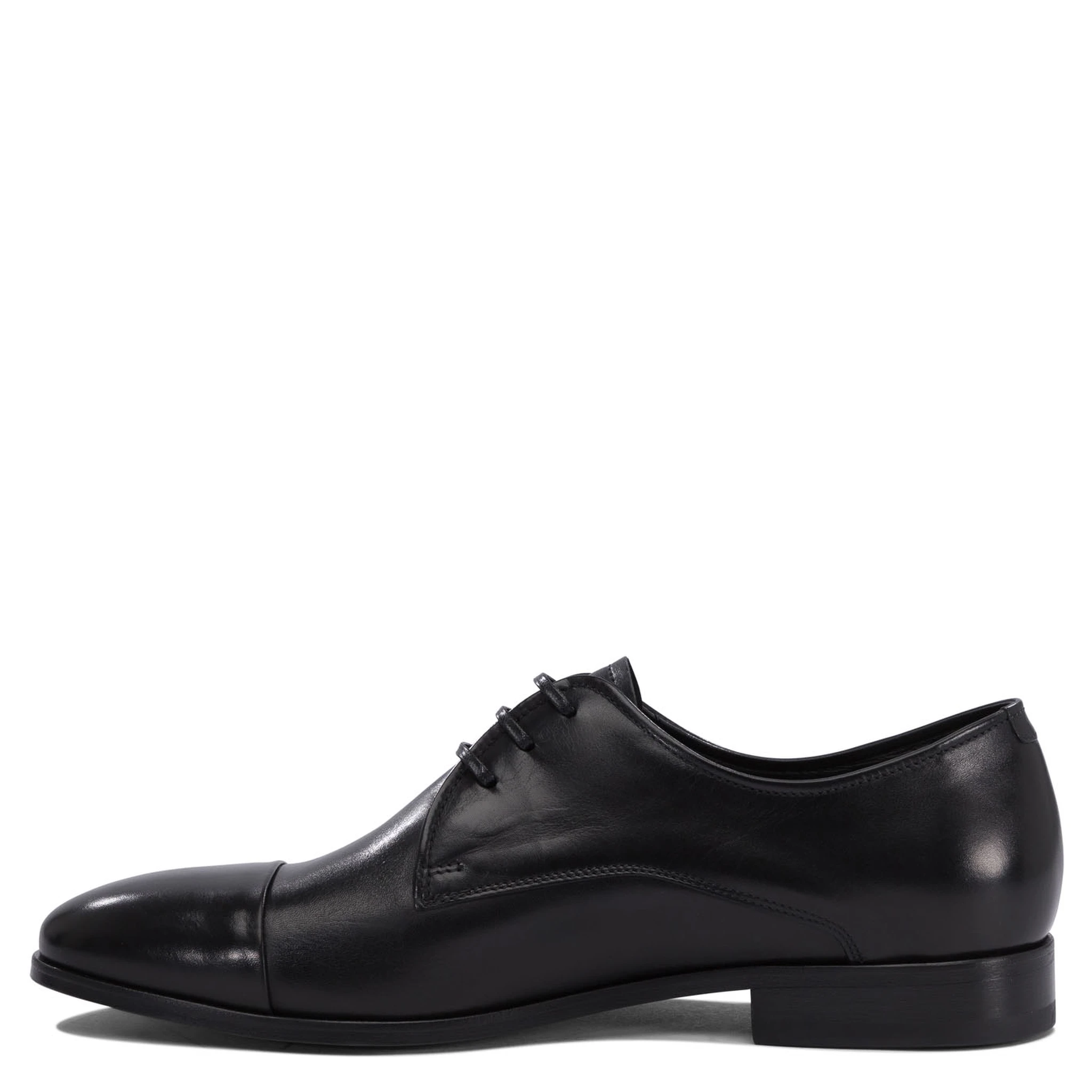 Leather brogues