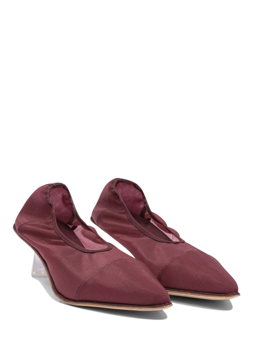 Heeled shoes