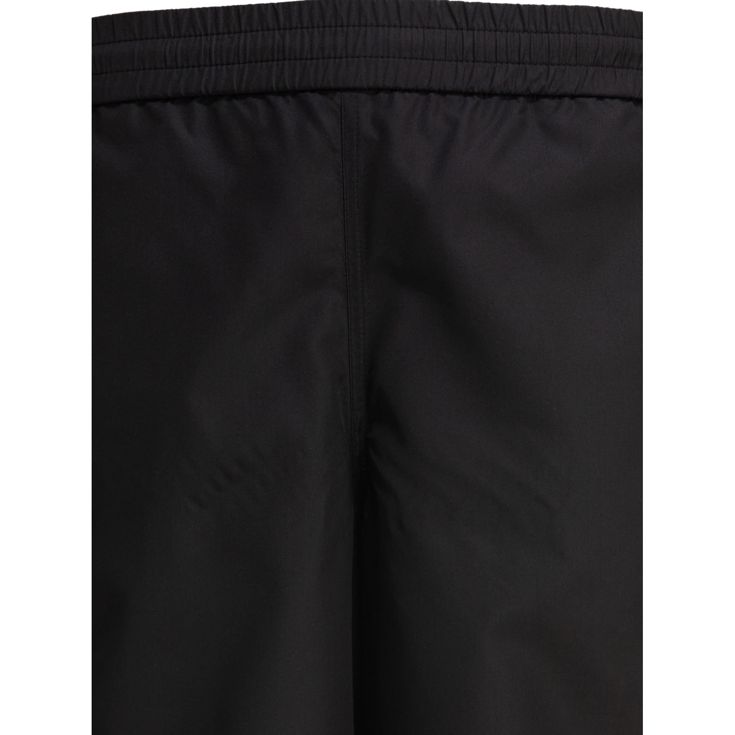 4G logo shorts