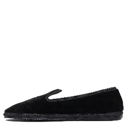 أحذية بدون كعب ونعال