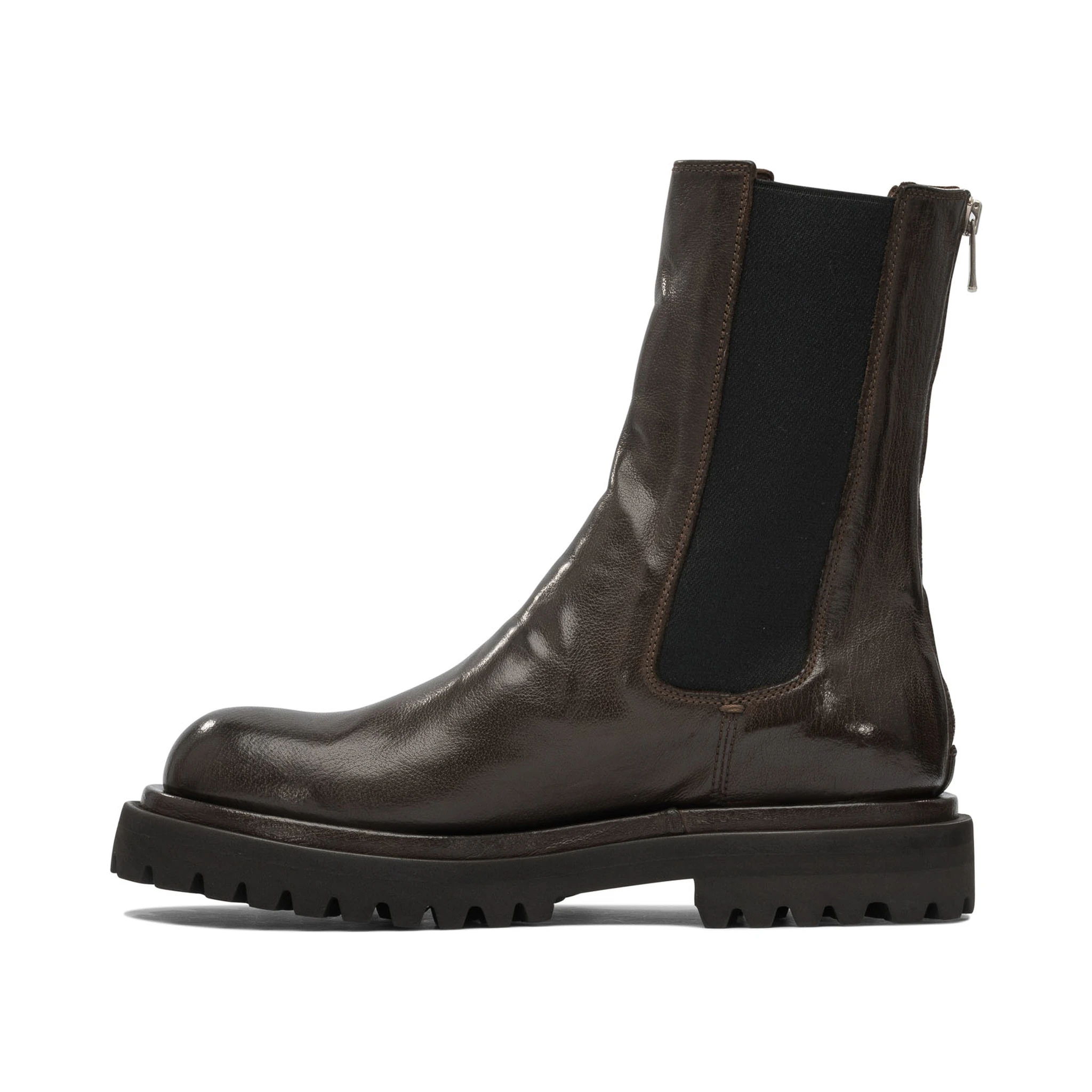 "Wisal DD 122" zippered ankle boots.