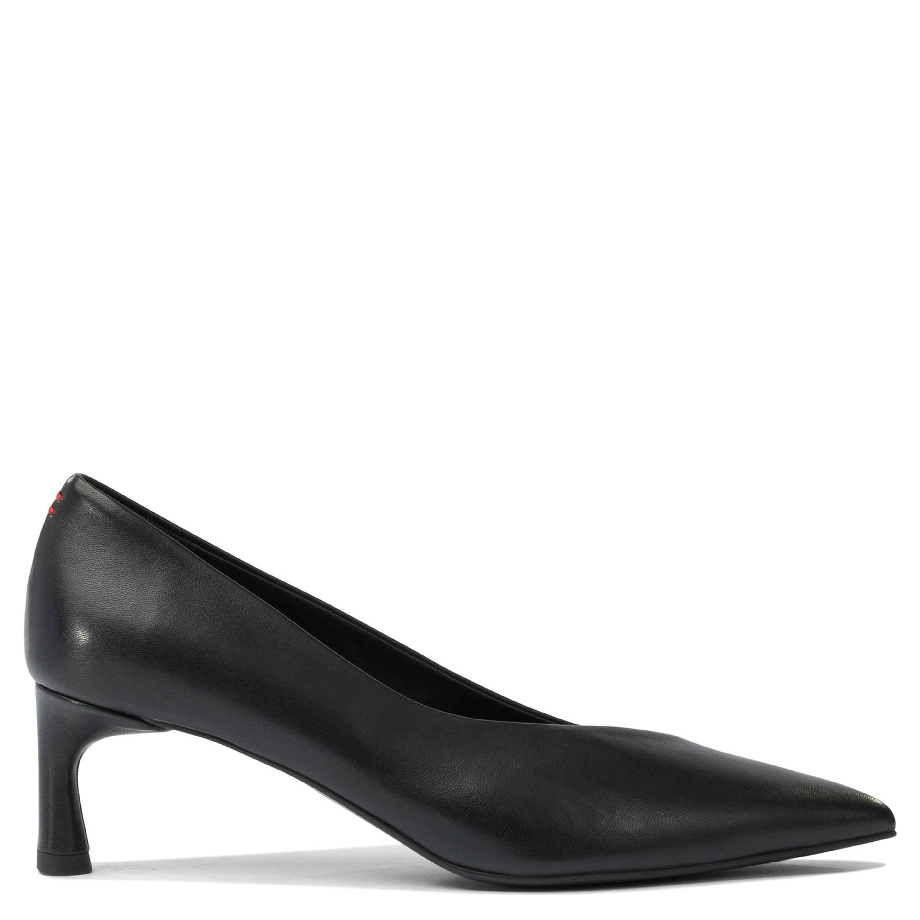 Heeled shoes