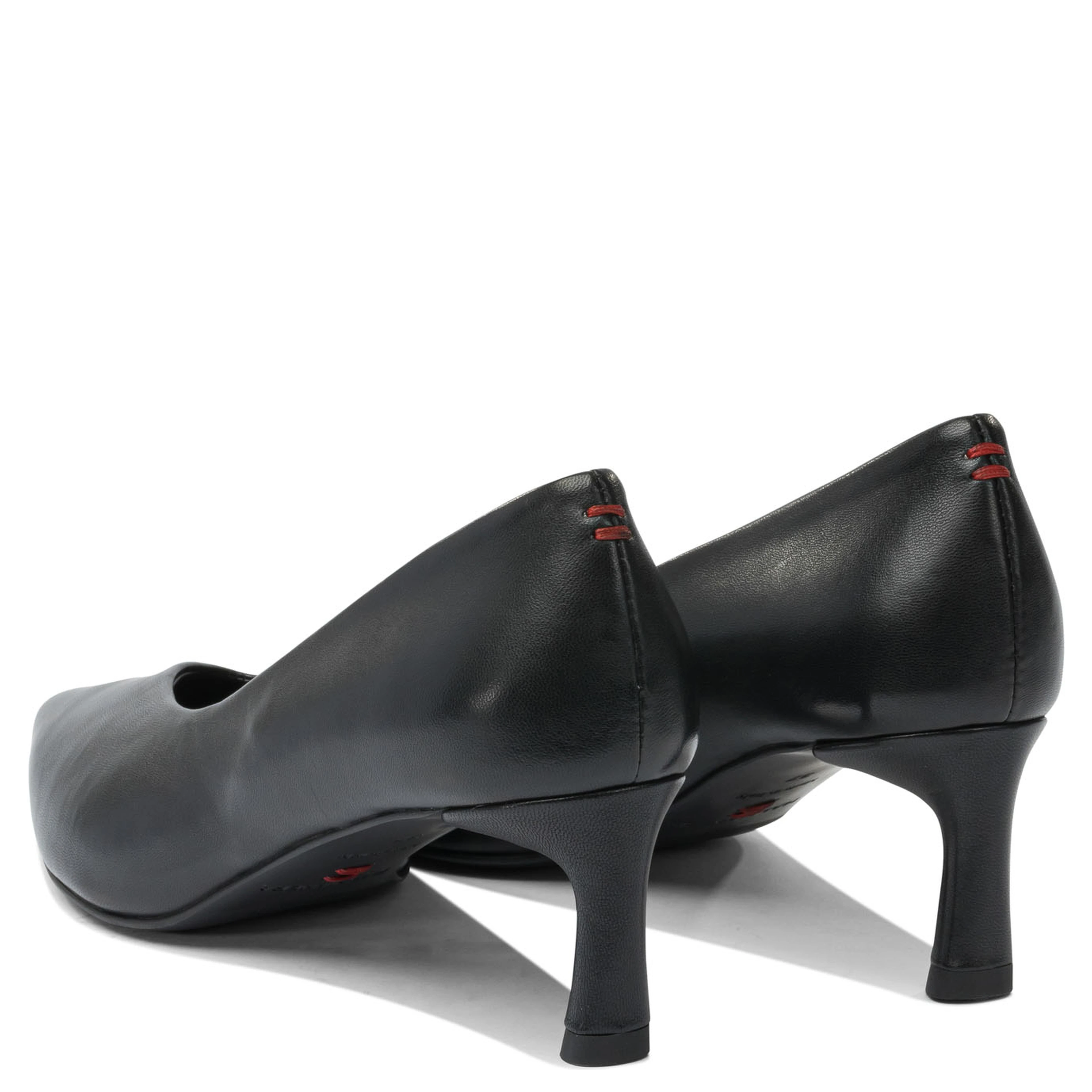 Heeled shoes