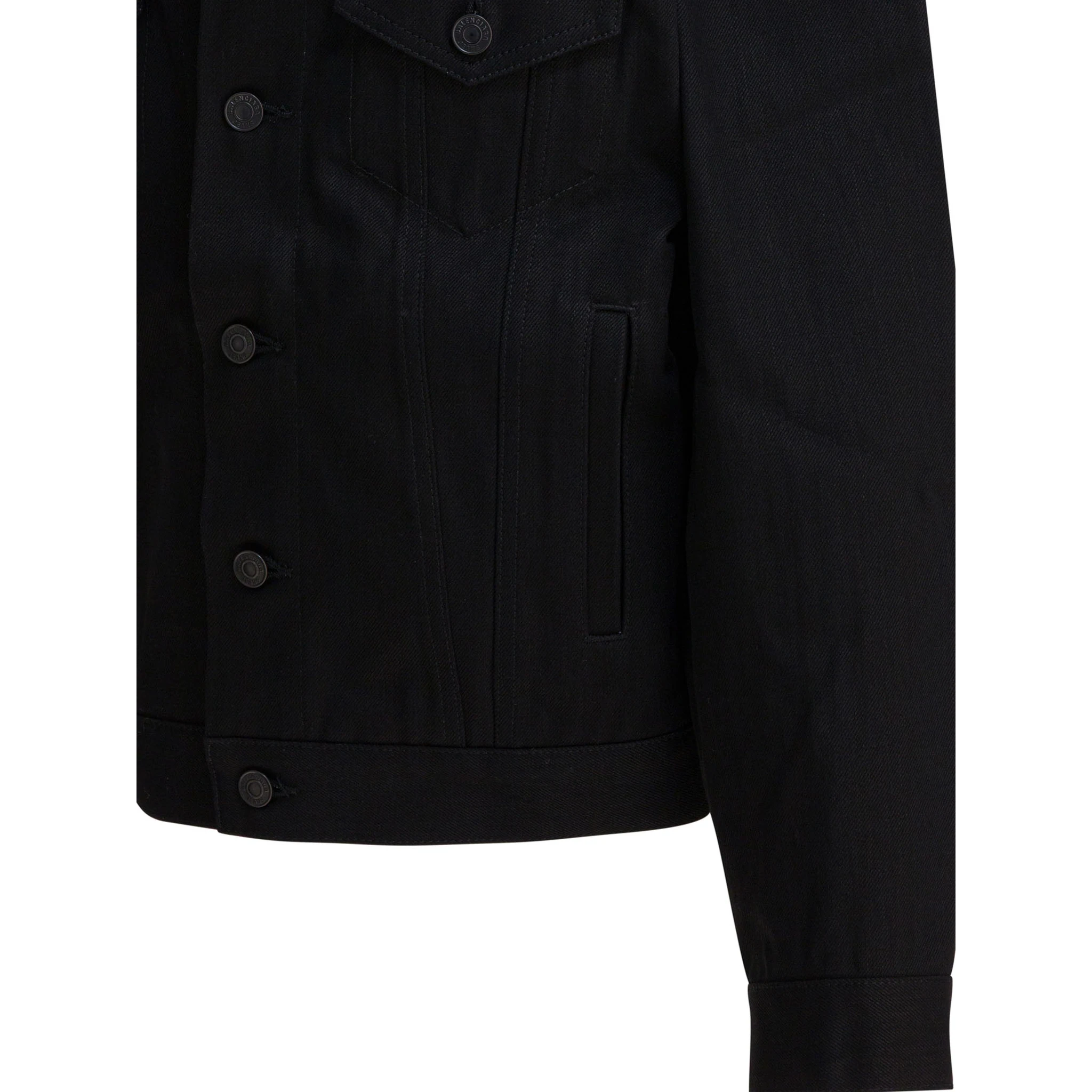 "Standing" jacket
