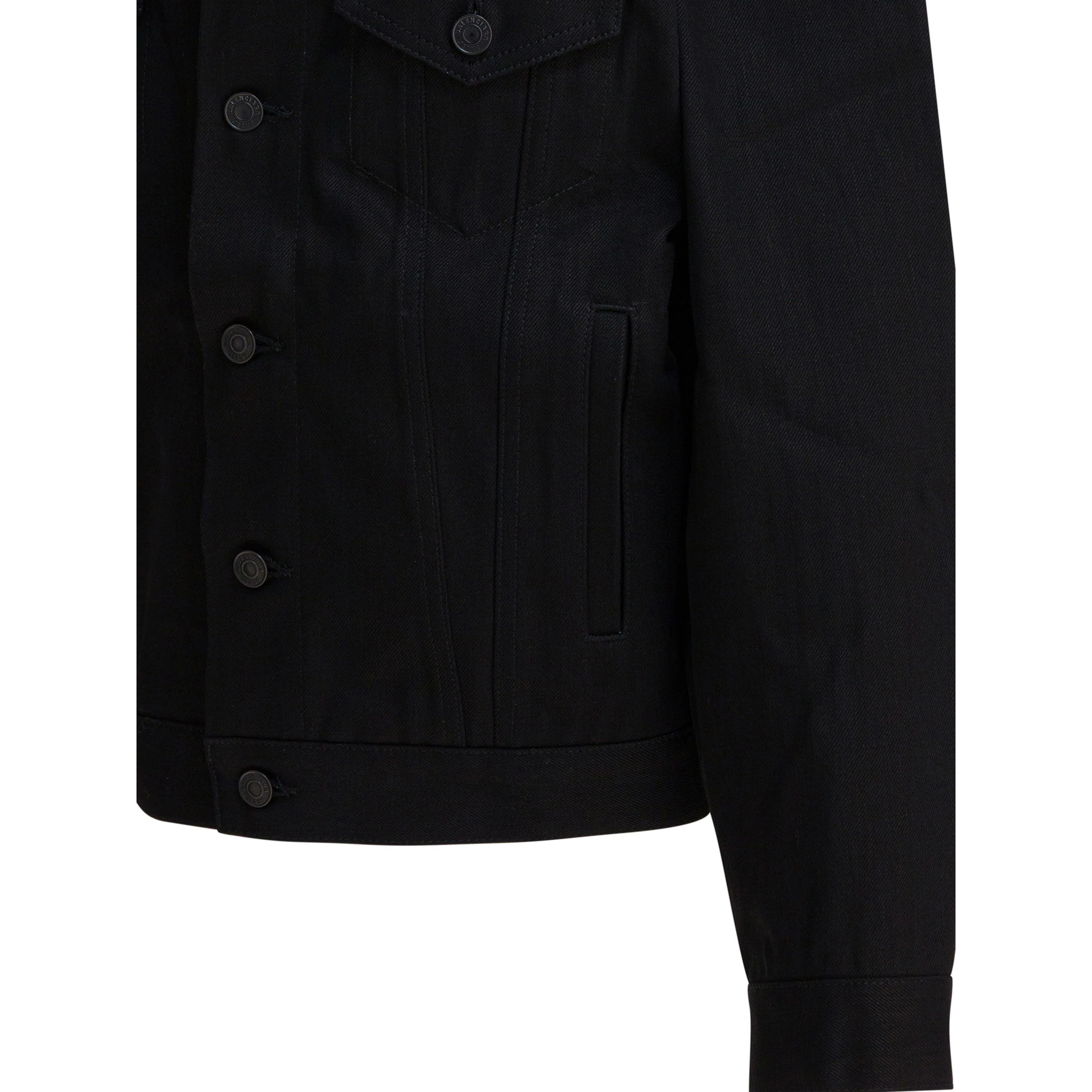 "Standing" jacket