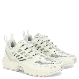 Sneakers & Slip-On