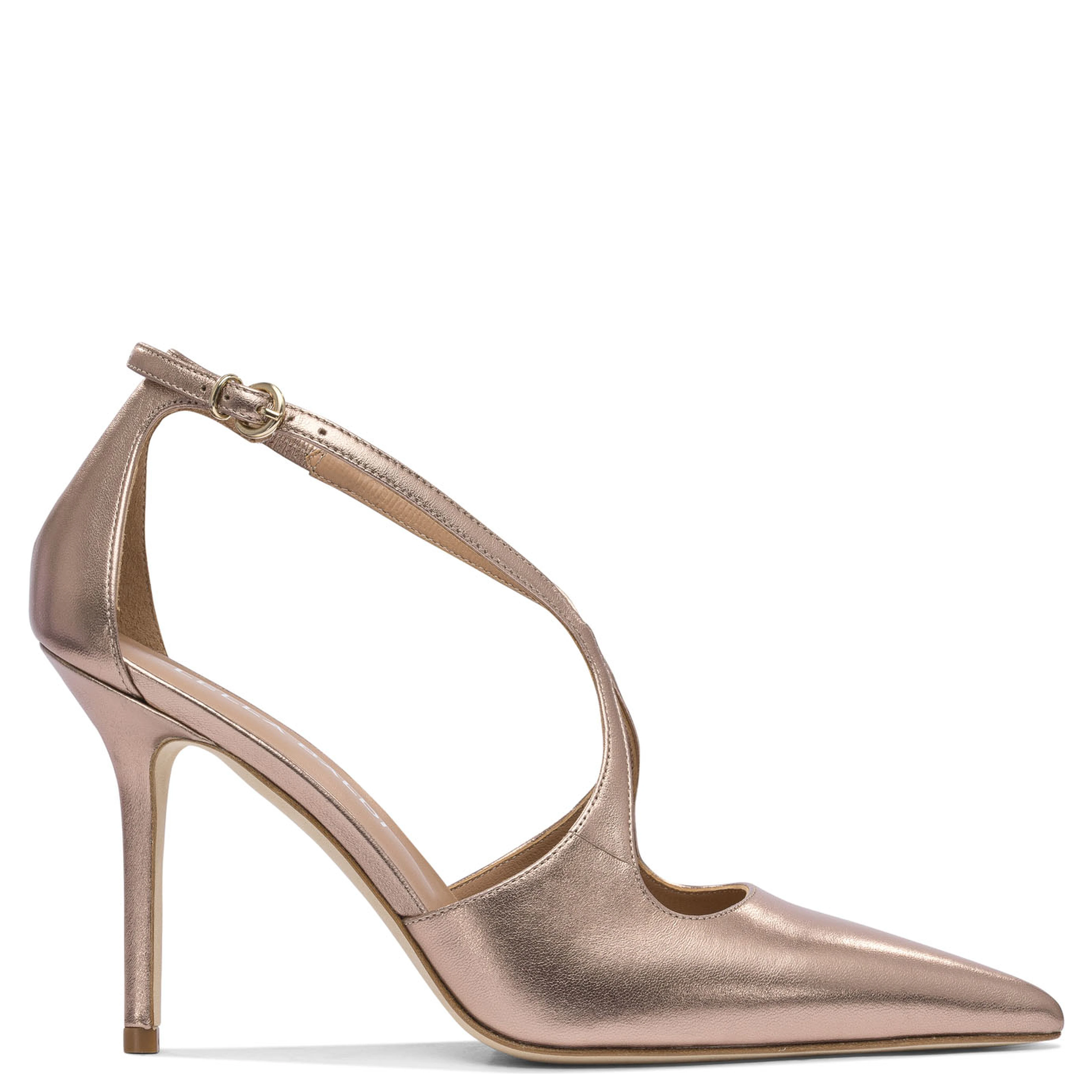 Heeled shoes