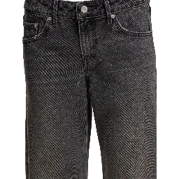 "Low Loose" jeans