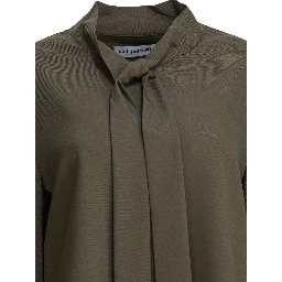 Twill blouse with bow collar