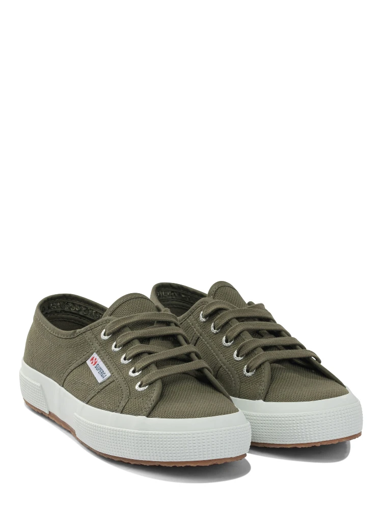 Sneakers & Slip-On alternative