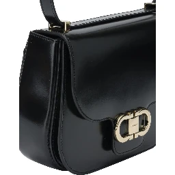 Crossbody bags