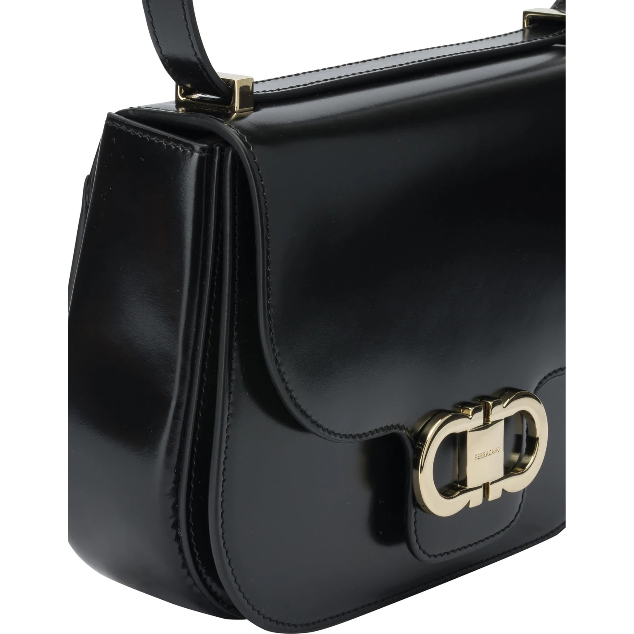 Crossbody bags
