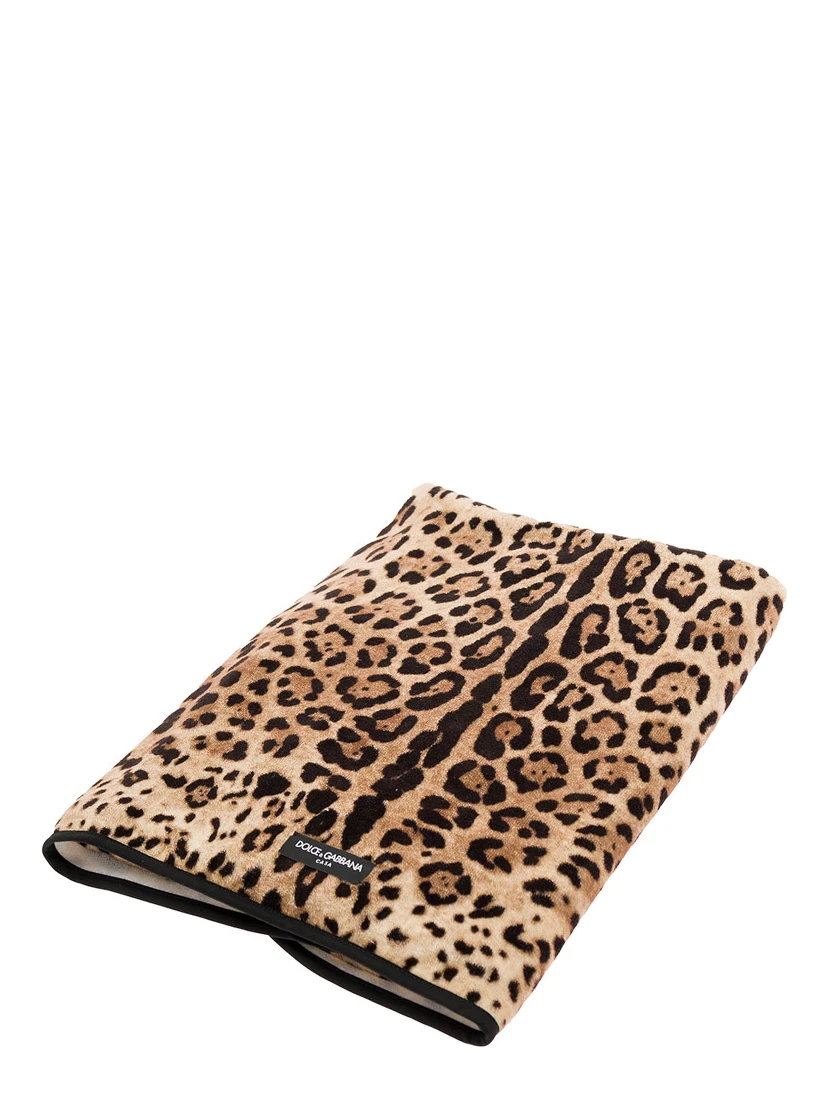 Multicolor Bath Towel wirh All-Over Leopard Print in Cotton Dolce & Gabbana