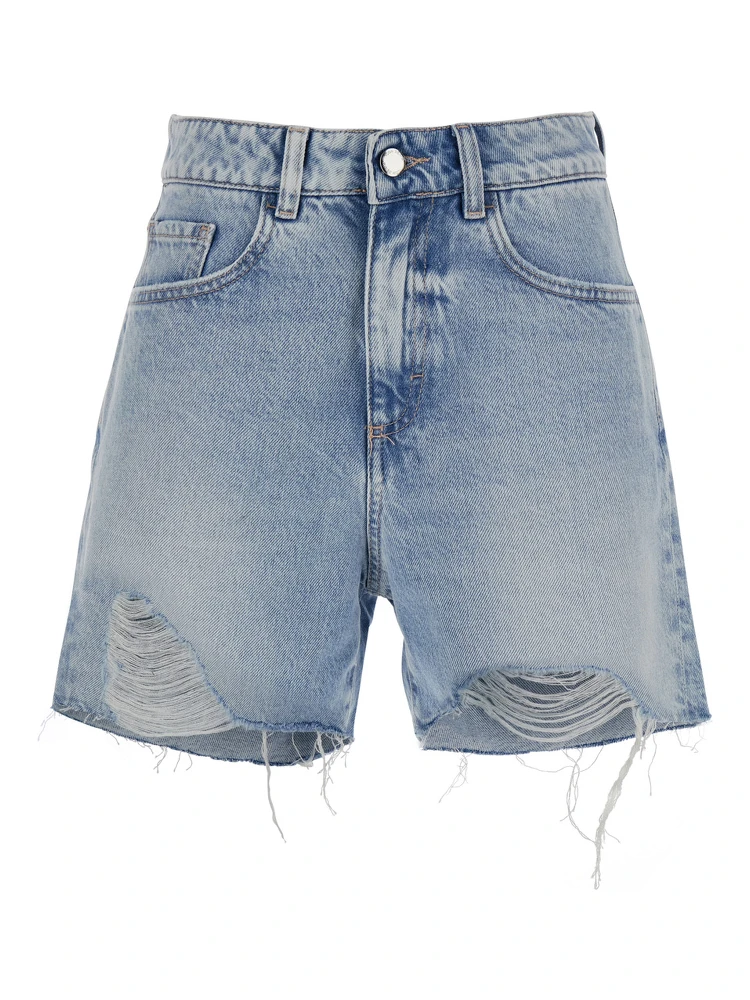 Straight leg jean - medium waist