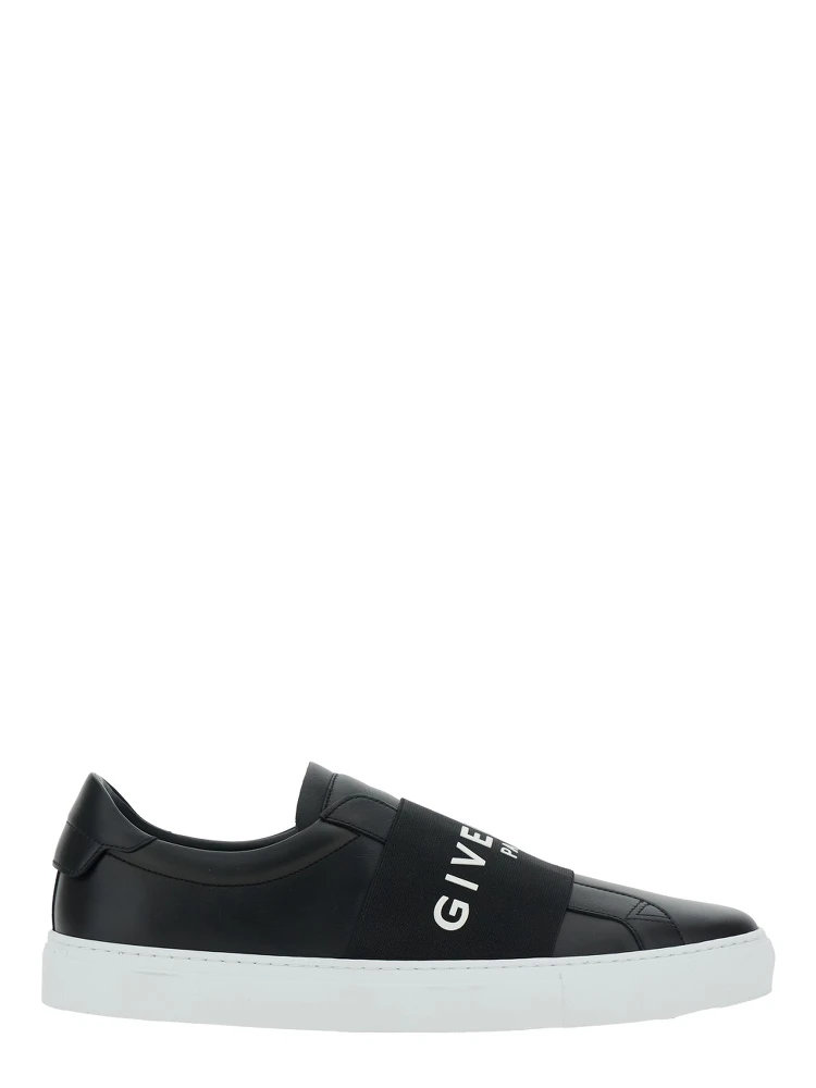 City Court Black Sneakers with Elastic Band and Logo Lettering on the Front in Leather Man